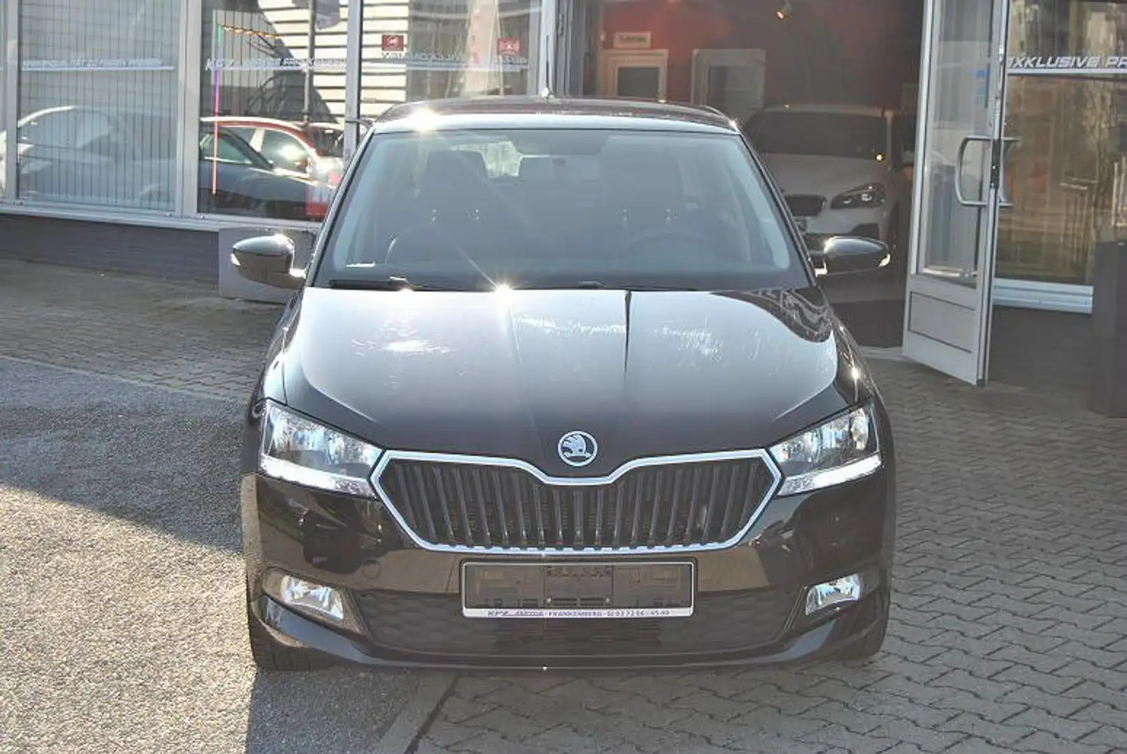 Skoda Fabia 1.0l MPI COOL PLUS.Sitzh.PDC.8xRäder.Klima Schwarz - 2