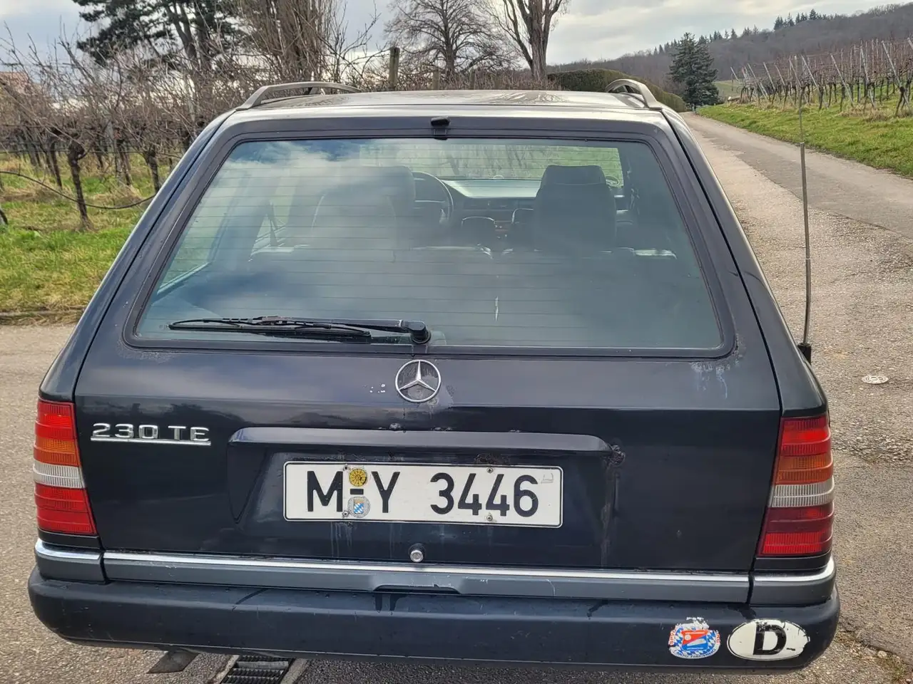 Mercedes-Benz 230, foto 3