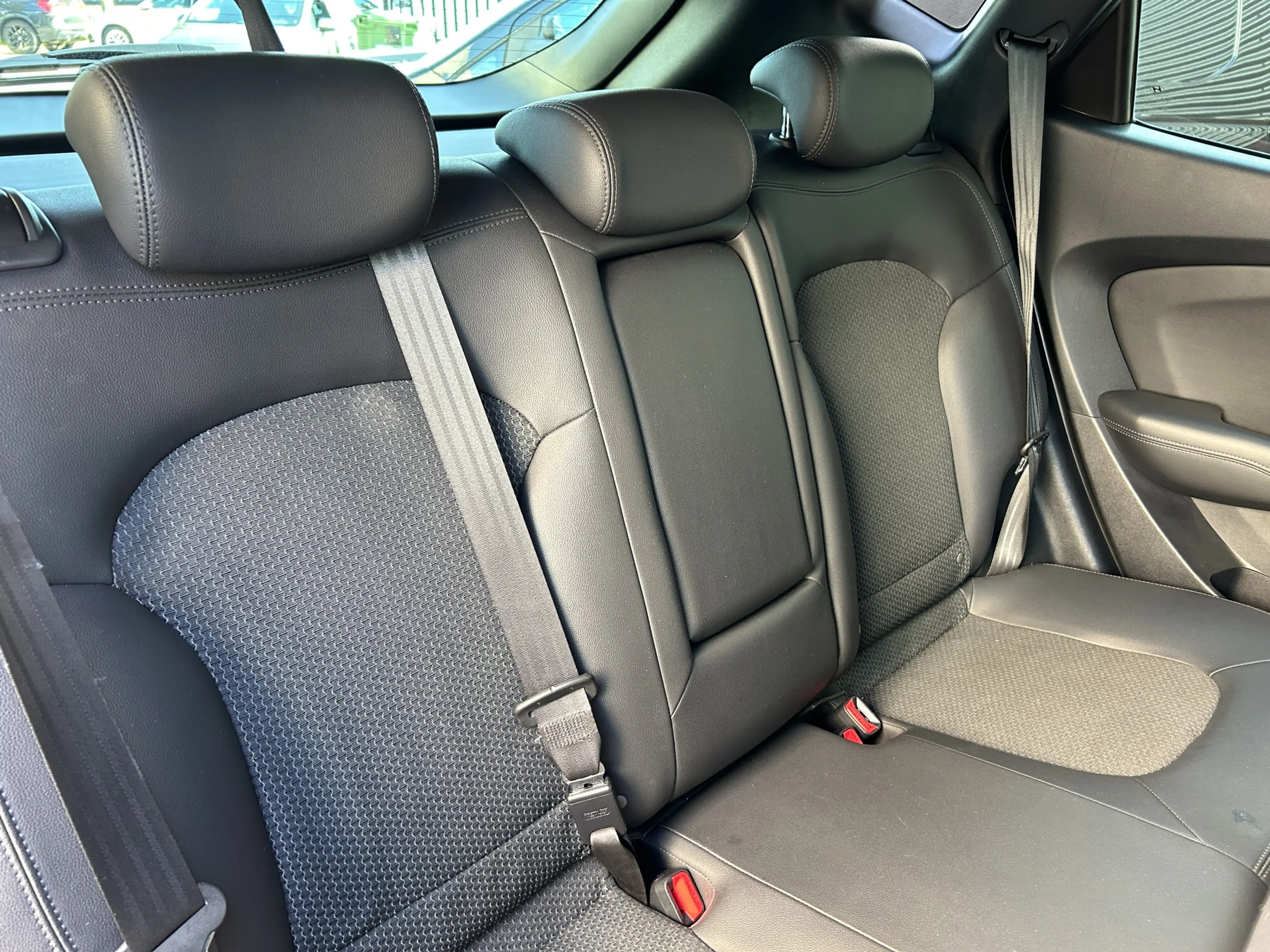 Hyundai iX35 2.0i Business Edition | Automaat | Trekhaak | Goed — photo 20