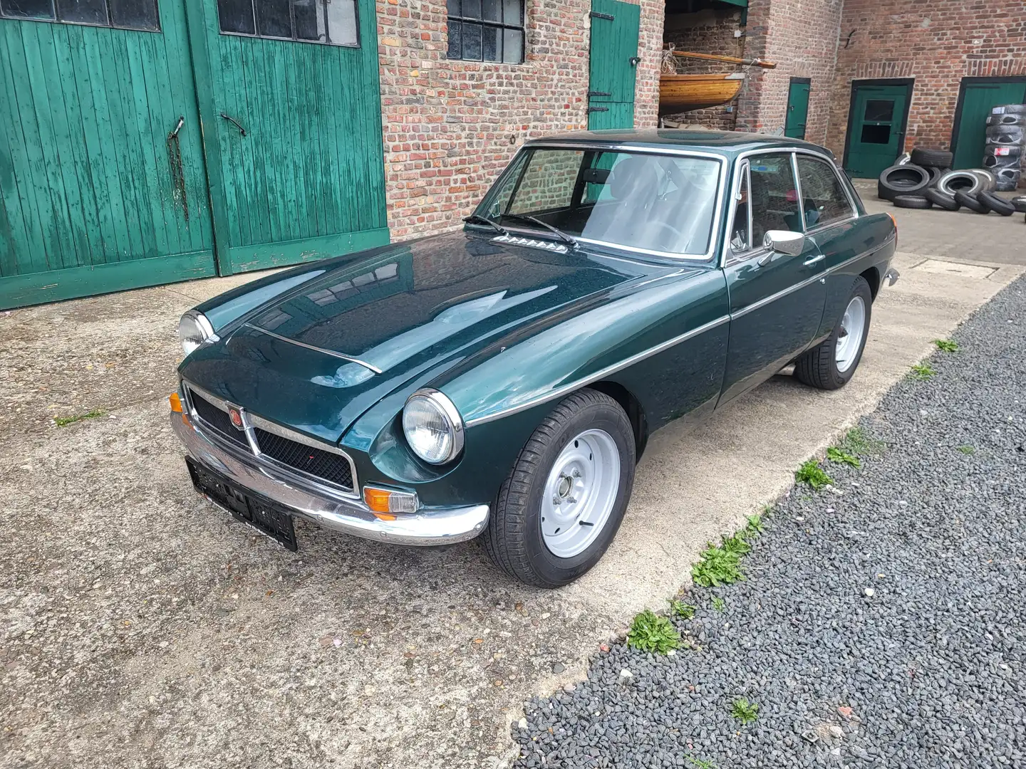 MG MGB GT V8 5-Gang LHD Brook Anderson Grün - 1