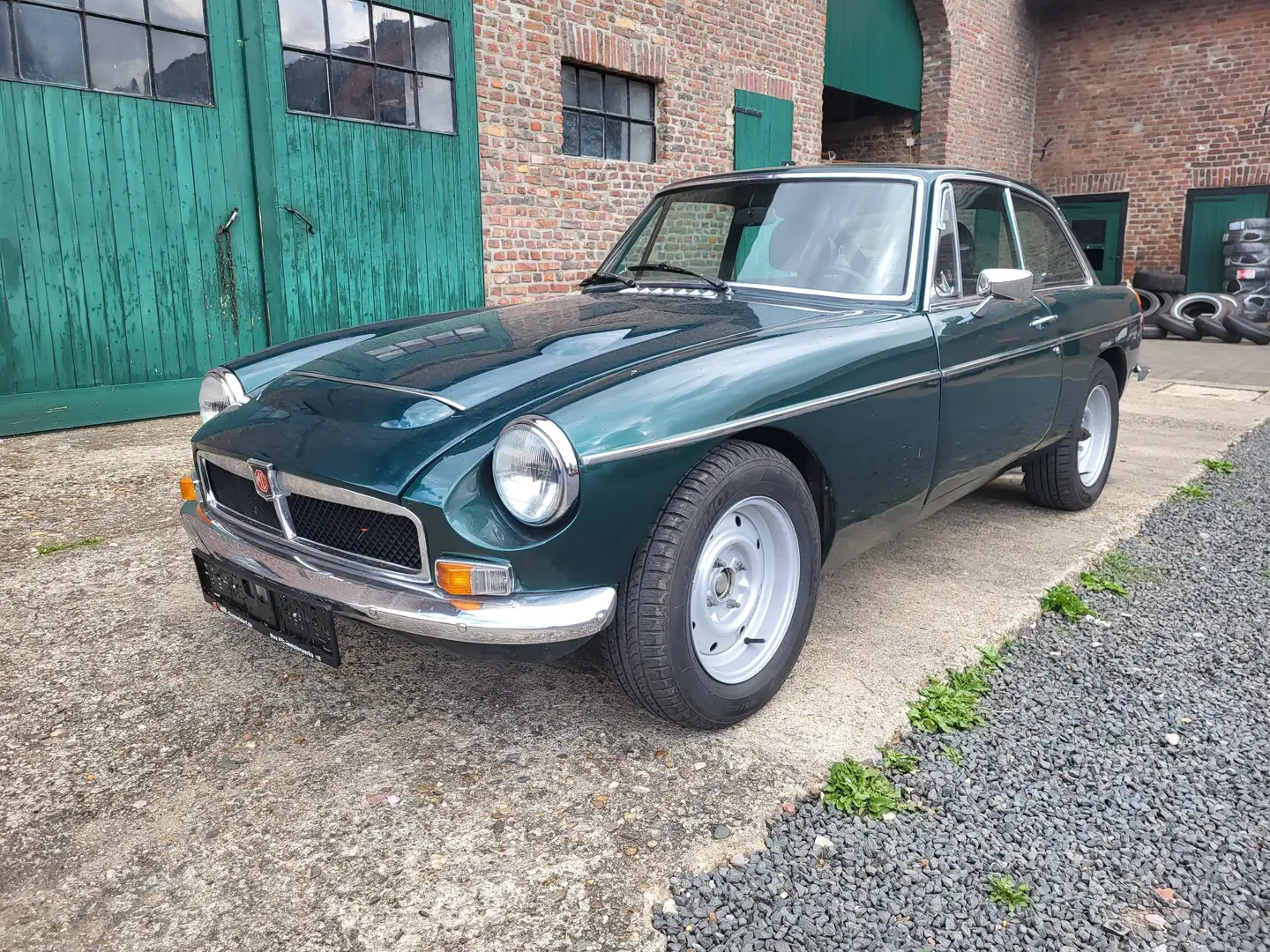 MG MGB GT V8 5-Gang LHD Brook Anderson Grün - 2