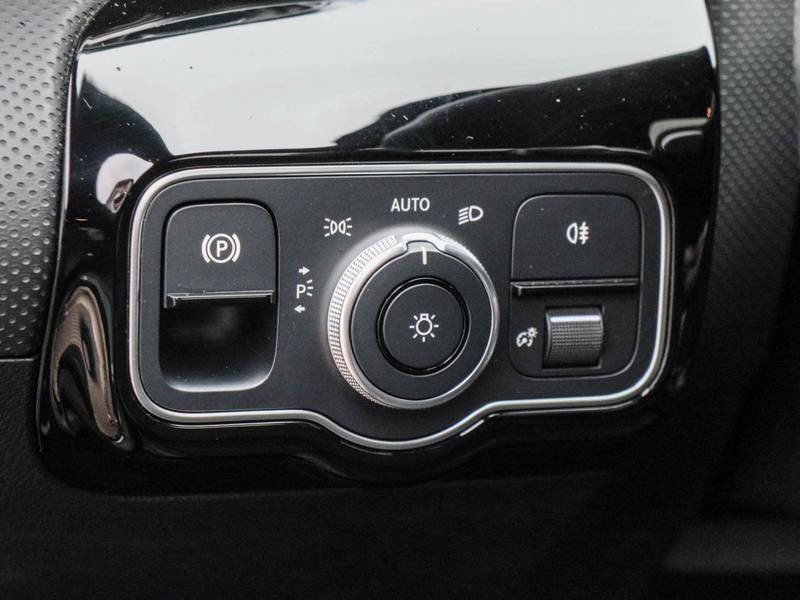 Mercedes-Benz CLA 35 AMG 4Matic NIGHT PAKET PANO KAMERA — photo 15