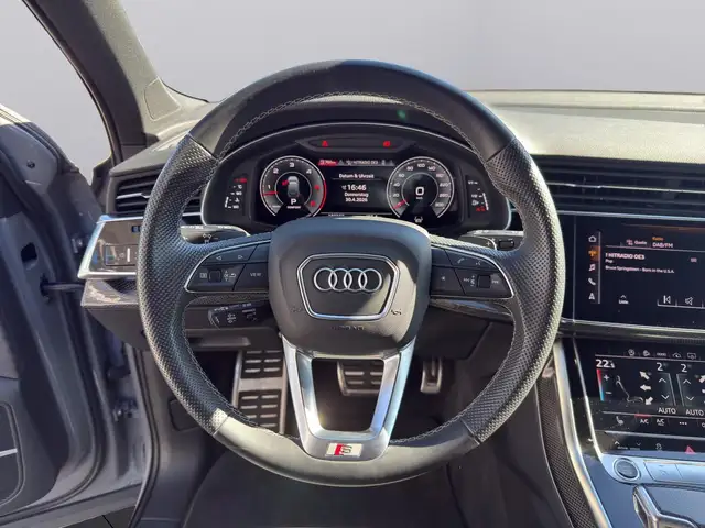 Audi Q7 50 TDI quattro S line Ansicht 9