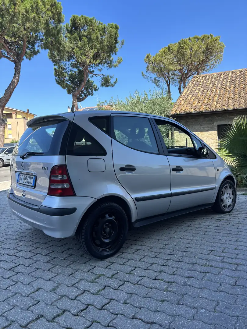 Mercedes-Benz A 170 cdi Elegance c/esp - 2