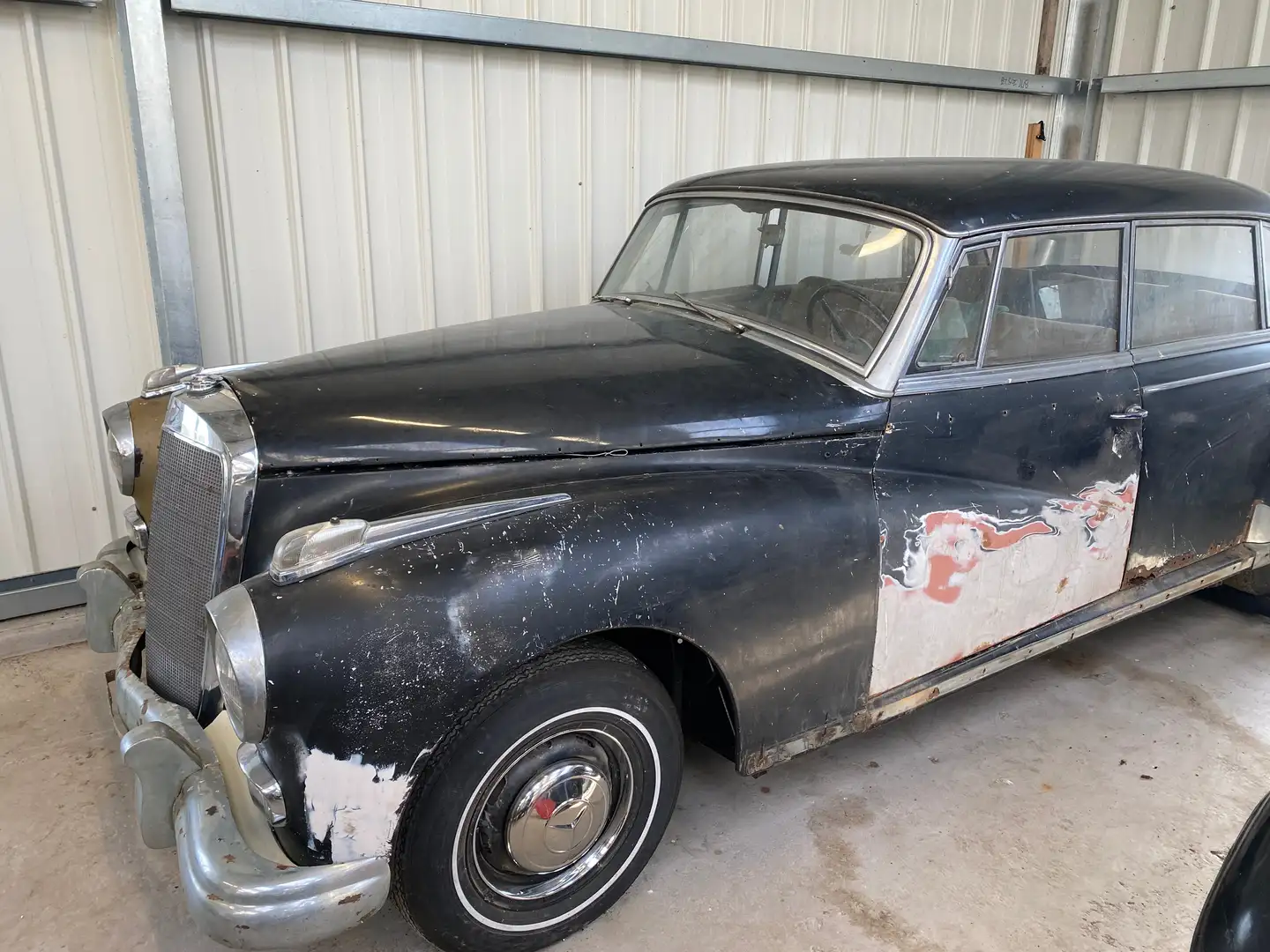 Mercedes-Benz 300 300d Adenauer Schwarz - 2