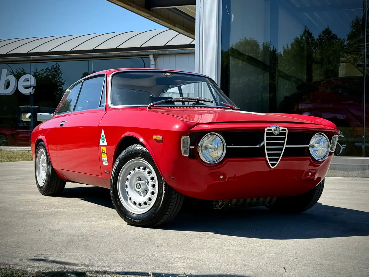 Alfa Romeo GT 1300 Junior, foto 1