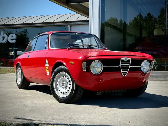 Alfa Romeo GT 1300 Junior