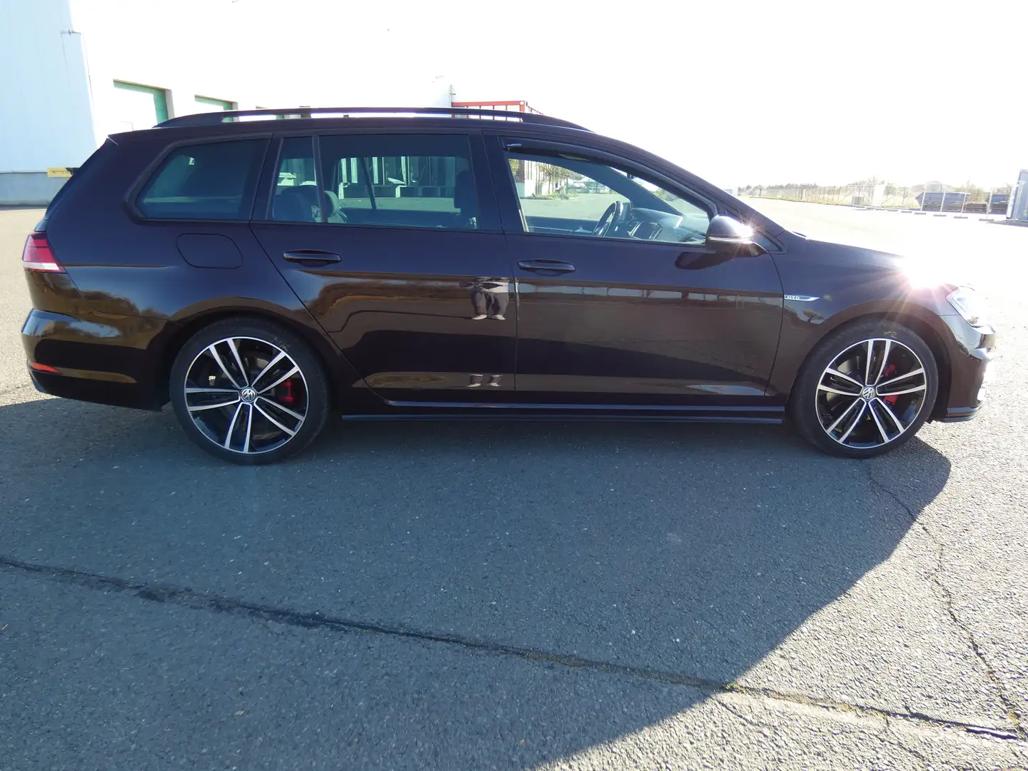 Volkswagen Golf GTD Golf  Variant Standheizung Panorama AZV LED Braun - 2