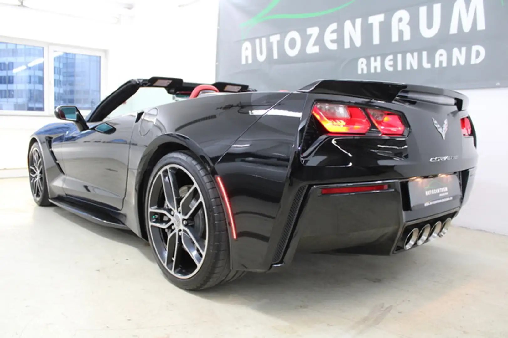 Corvette C7 Stingray Cabrio 3LT Sitzlüftung/Splitview/HuD Schwarz - 2