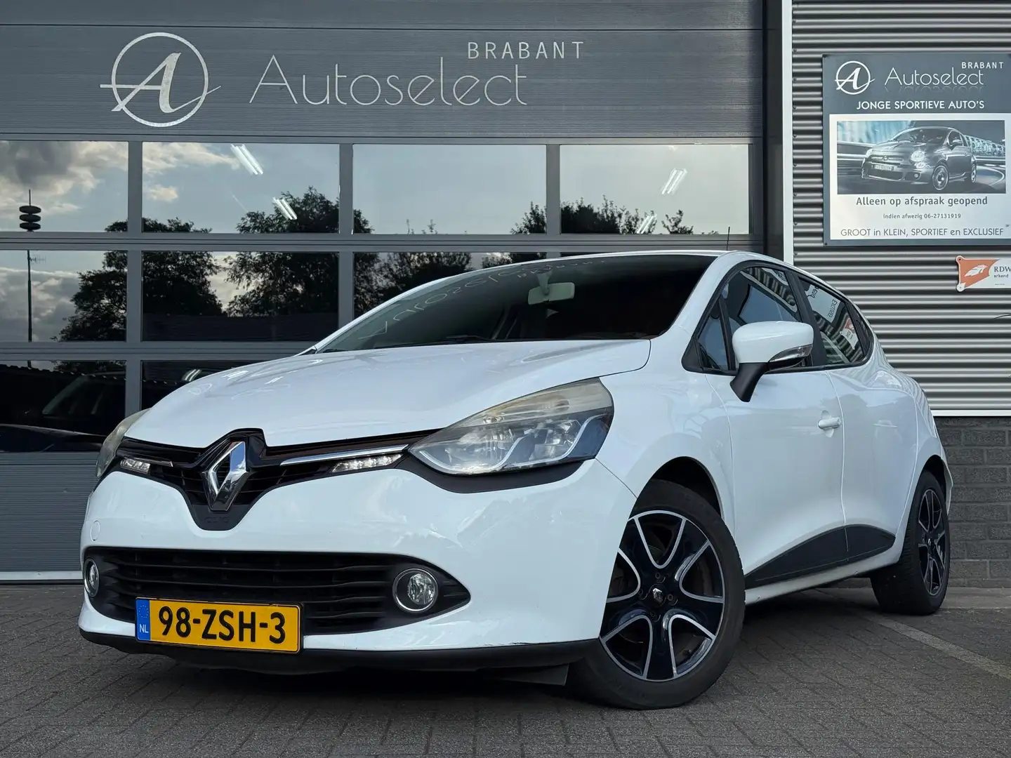 Renault Clio 0.9 TCe Expression Airco Navi Cruise Blanc - 1