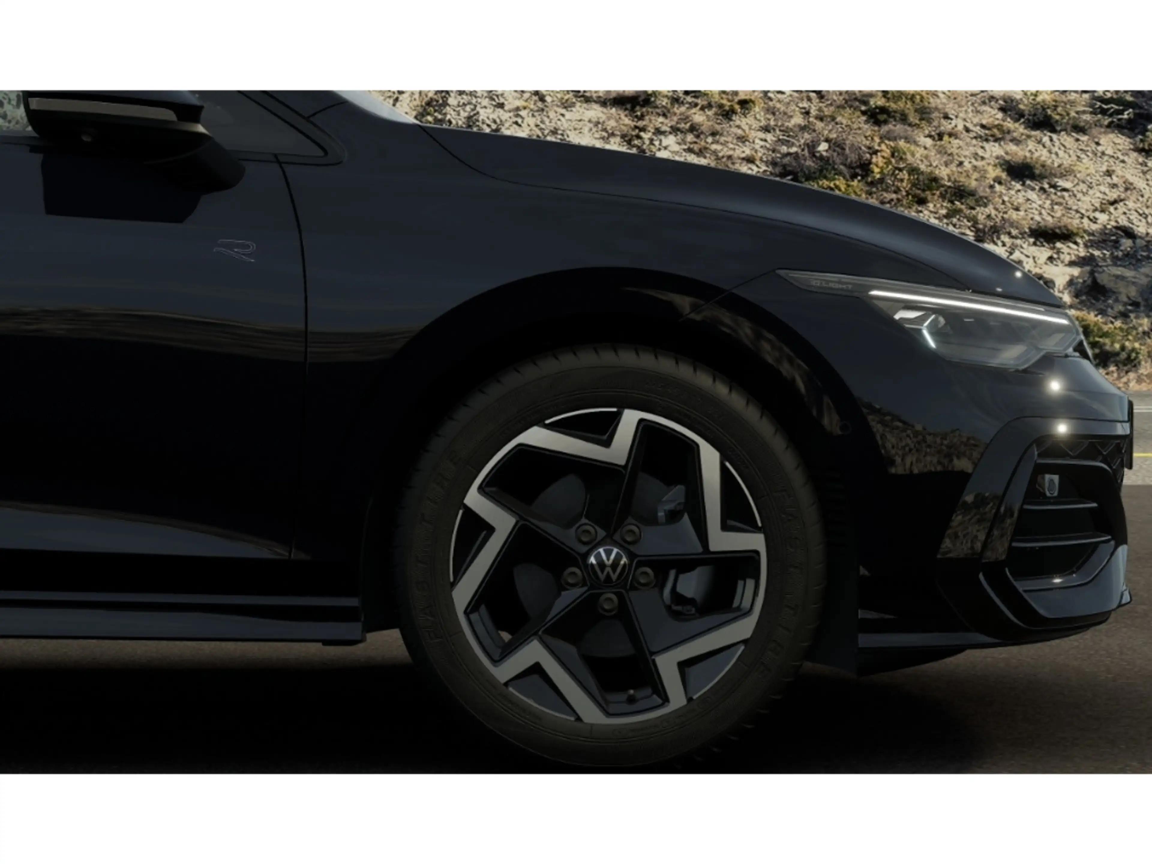 Volkswagen Golf R -Line 1.5 eTSI DSG Black Style IQ.LIGHT AHK — photo 7
