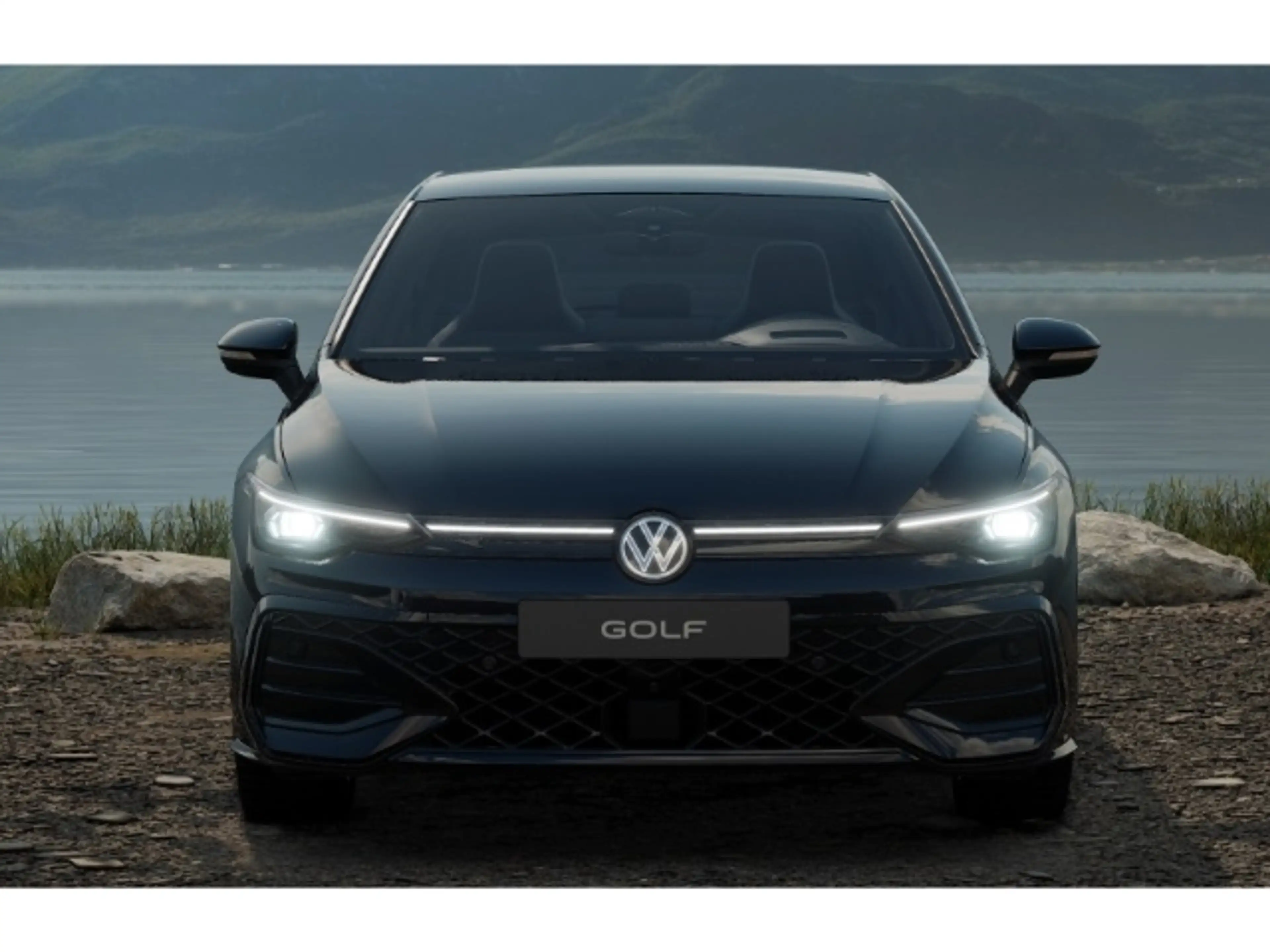 Volkswagen Golf R -Line 1.5 eTSI DSG Black Style IQ.LIGHT AHK — photo 4
