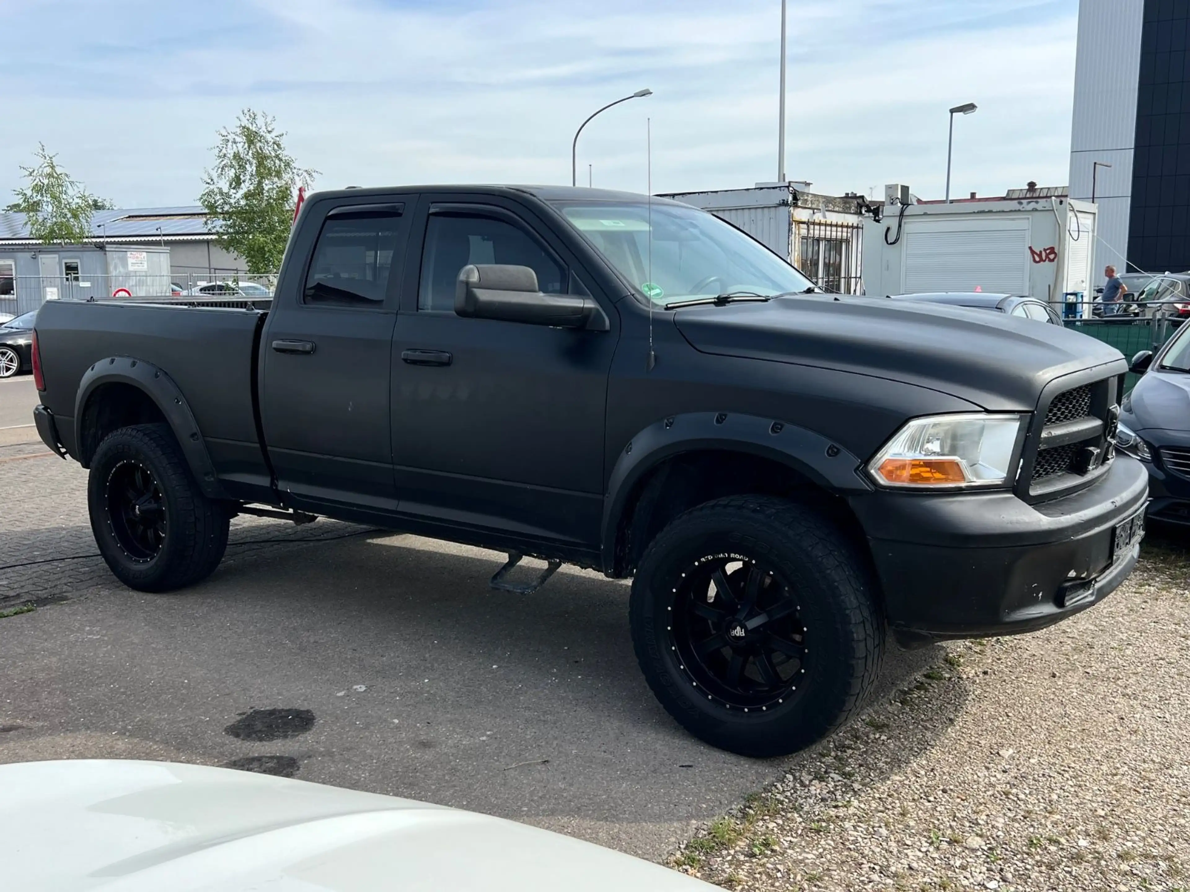 Dodge RAM 4.7L V8 .. Matt .. 4x4 . — photo 5