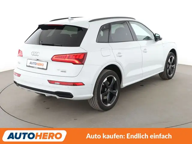 Audi Q5 view 6