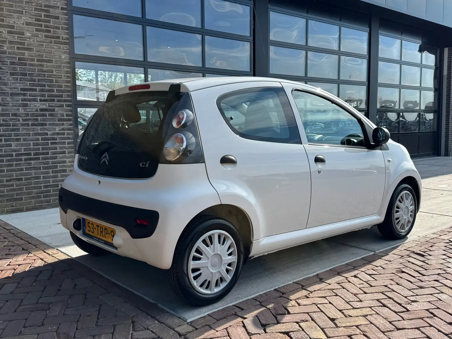 Citroen C1 1.0 Attraction | Airco | Radio | 5 Deur | Blanc - 2