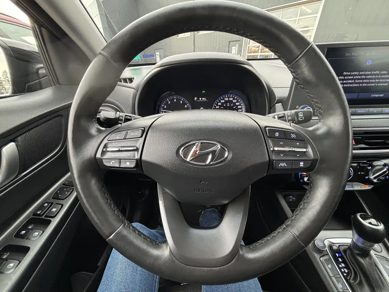 Hyundai KONA снимка Hyundai KONA