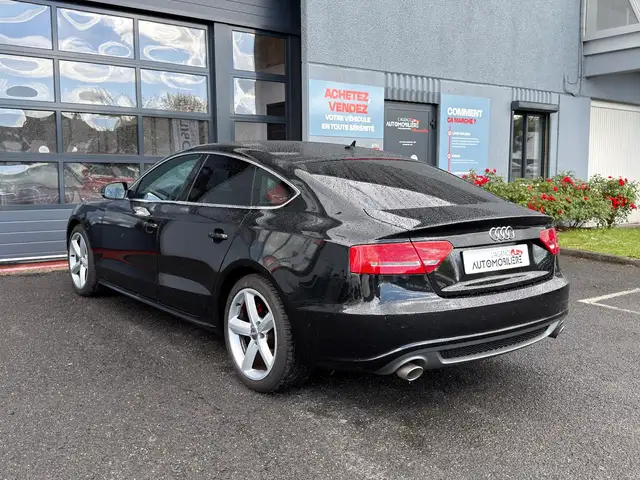 Audi A5 view 5