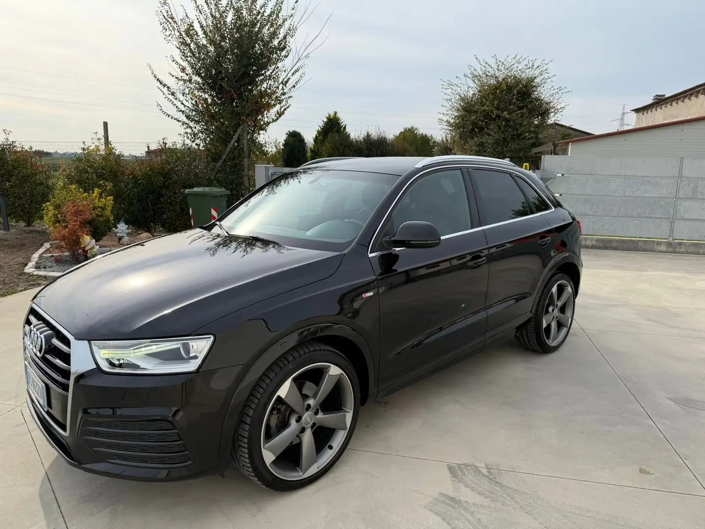Audi Q3 Q3 S-LINE INTERNO ESTERNO QUATTRO Nero - 1