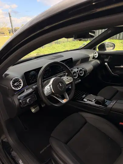 Mercedes-Benz A 200 Classe d 8G-DCT AMG Line — photo 3