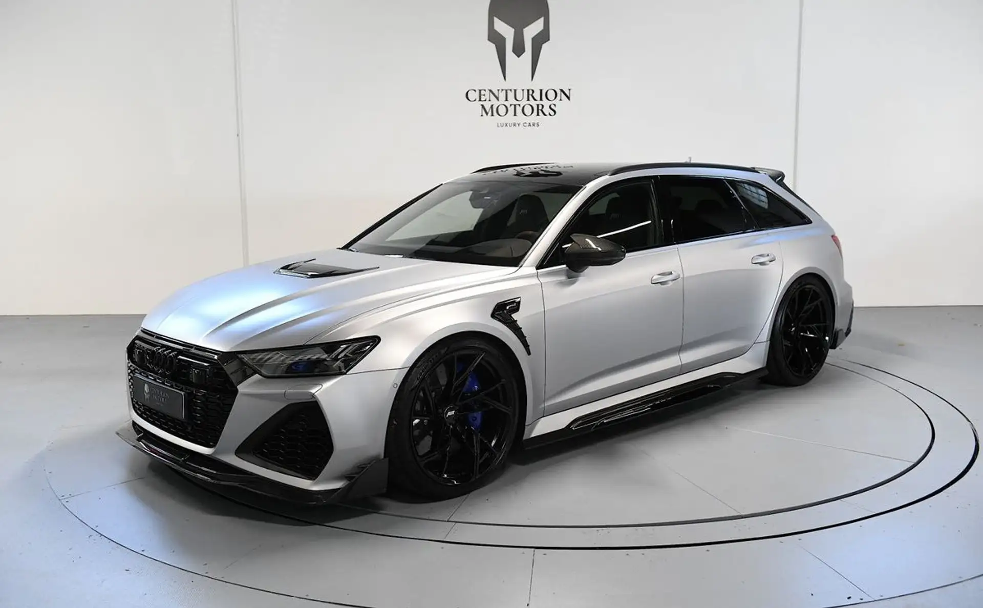 아우디 RS6 4.0 TFSI 2024 회색 사진 1