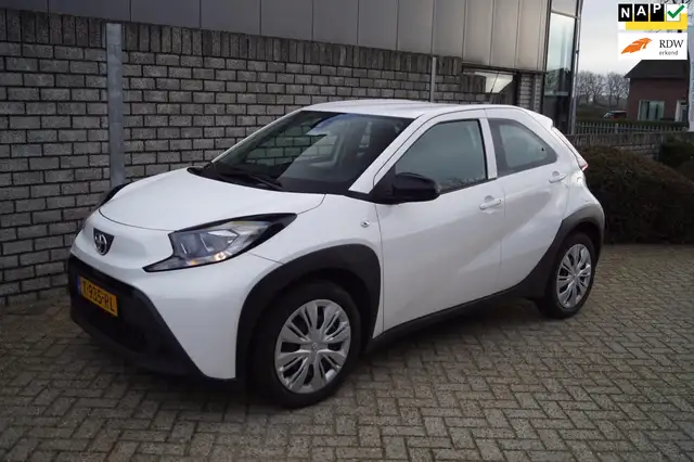 Toyota Aygo X 1.0 VVT-i MT 5 Deurs Airco Elektrische Ramen Adapt