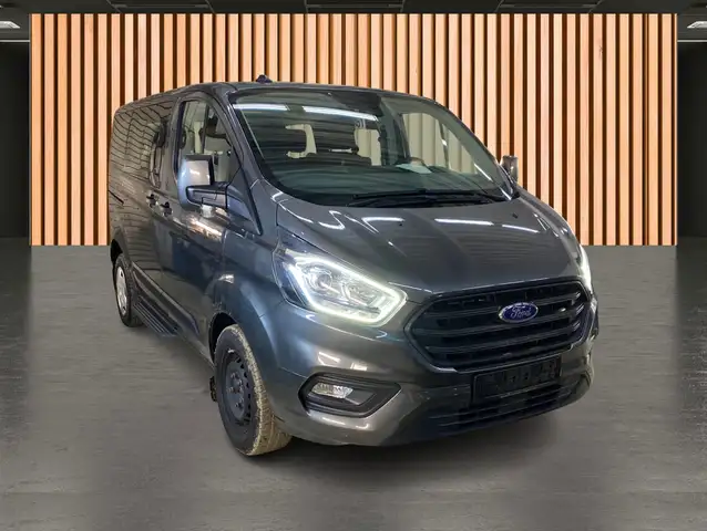 Ford Transit Custom view 14