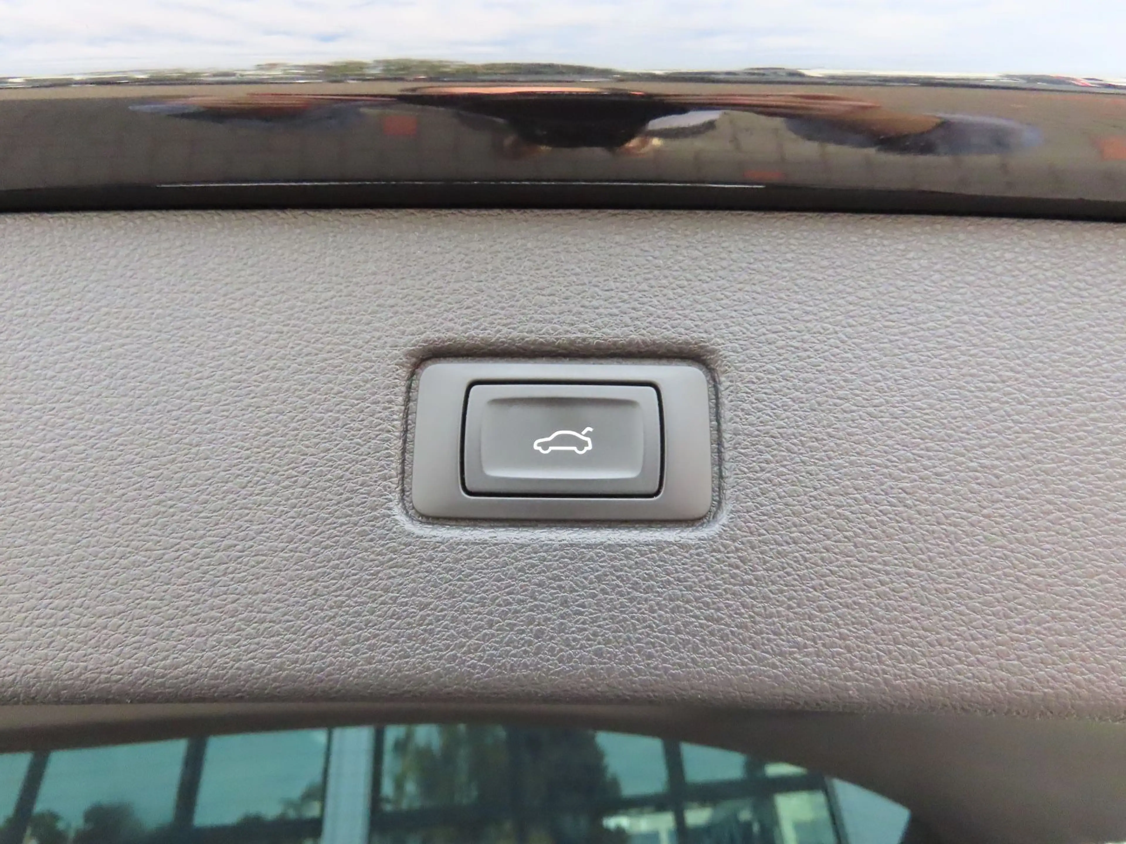Audi Q7 3.0 TDI quattro S-Line Alcantara 7 Sitze — photo 11