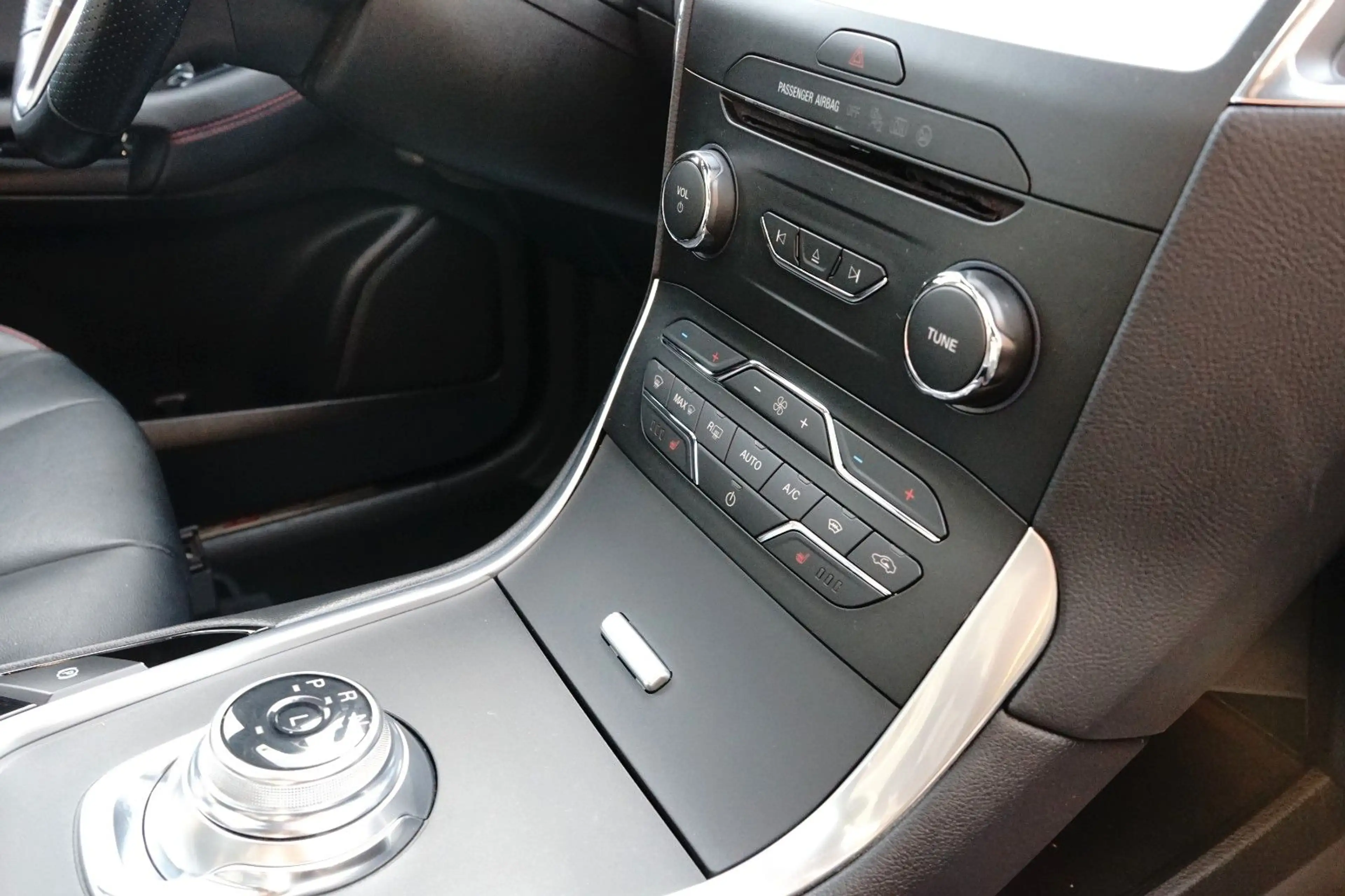 Ford S-Max S-MAX Hybrid  2.5 HEV ST-Line Service Neu — photo 14