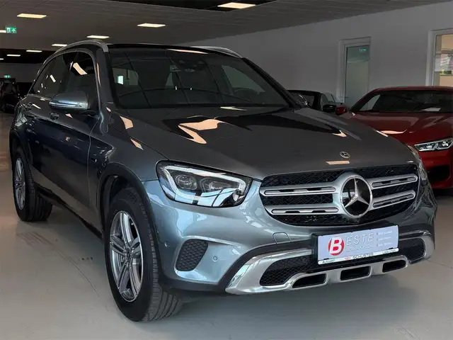 Mercedes-Benz GLC 300 de 4MATIC **AHK**MULTIBEAM**KAMERA**PANO**