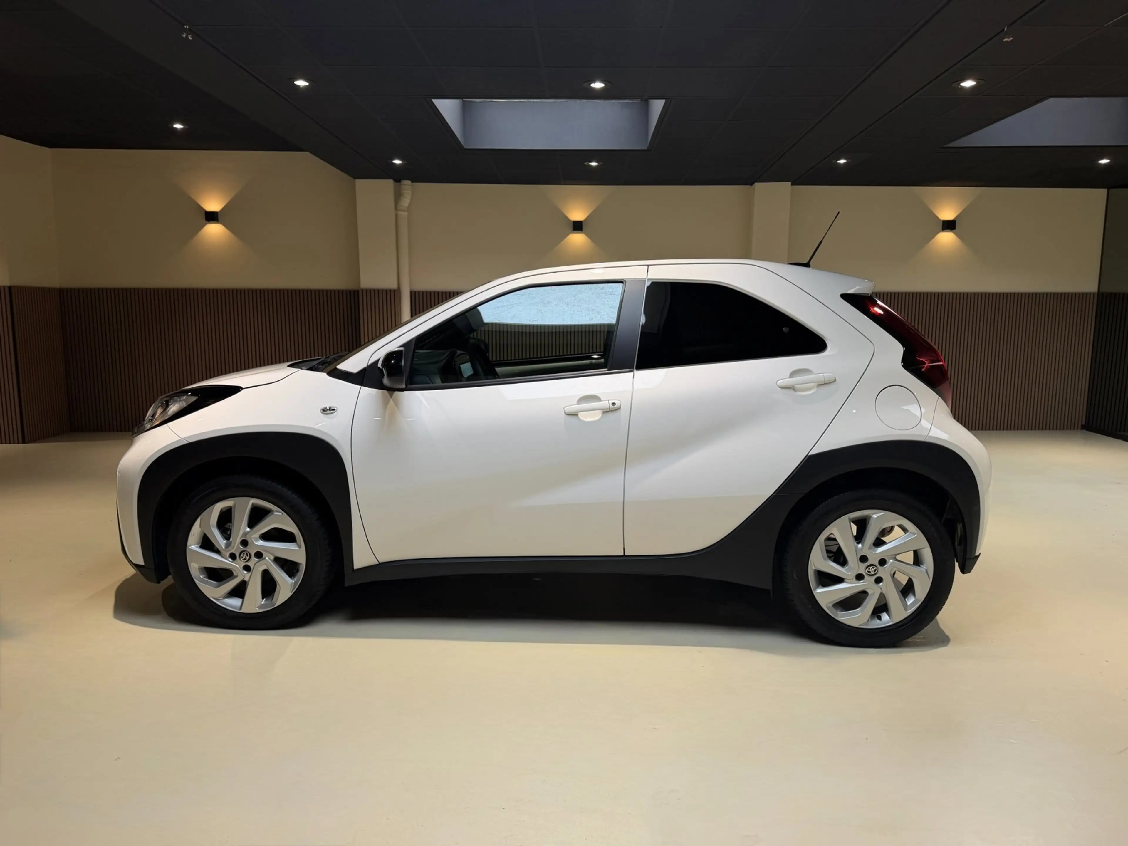 Toyota Aygo X 1.0 VVT-i MT Playi|Carplay|Camera| Airco|Acc|Fabri — photo 5