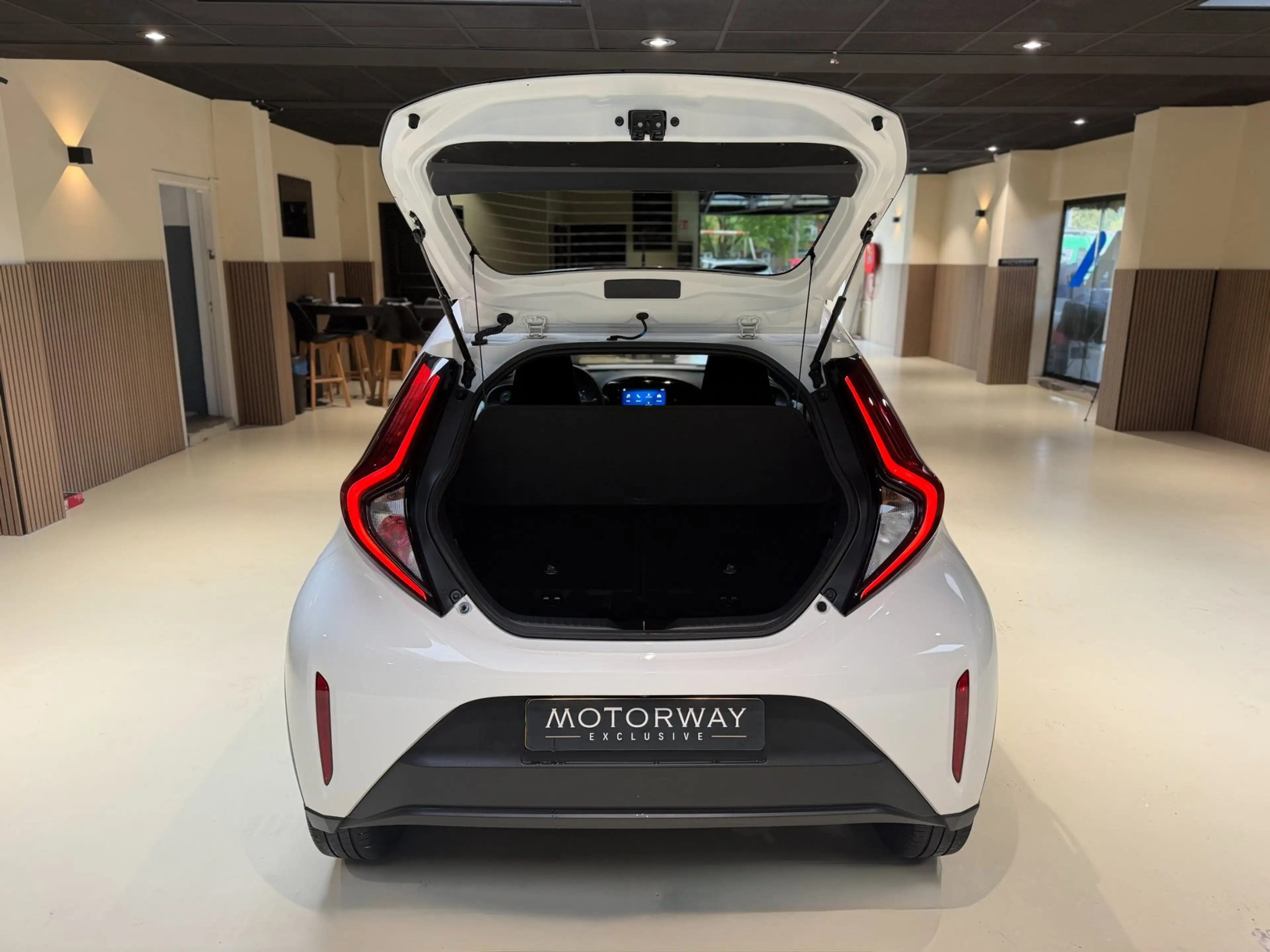 Toyota Aygo X 1.0 VVT-i MT Playi|Carplay|Camera| Airco|Acc|Fabri — photo 38