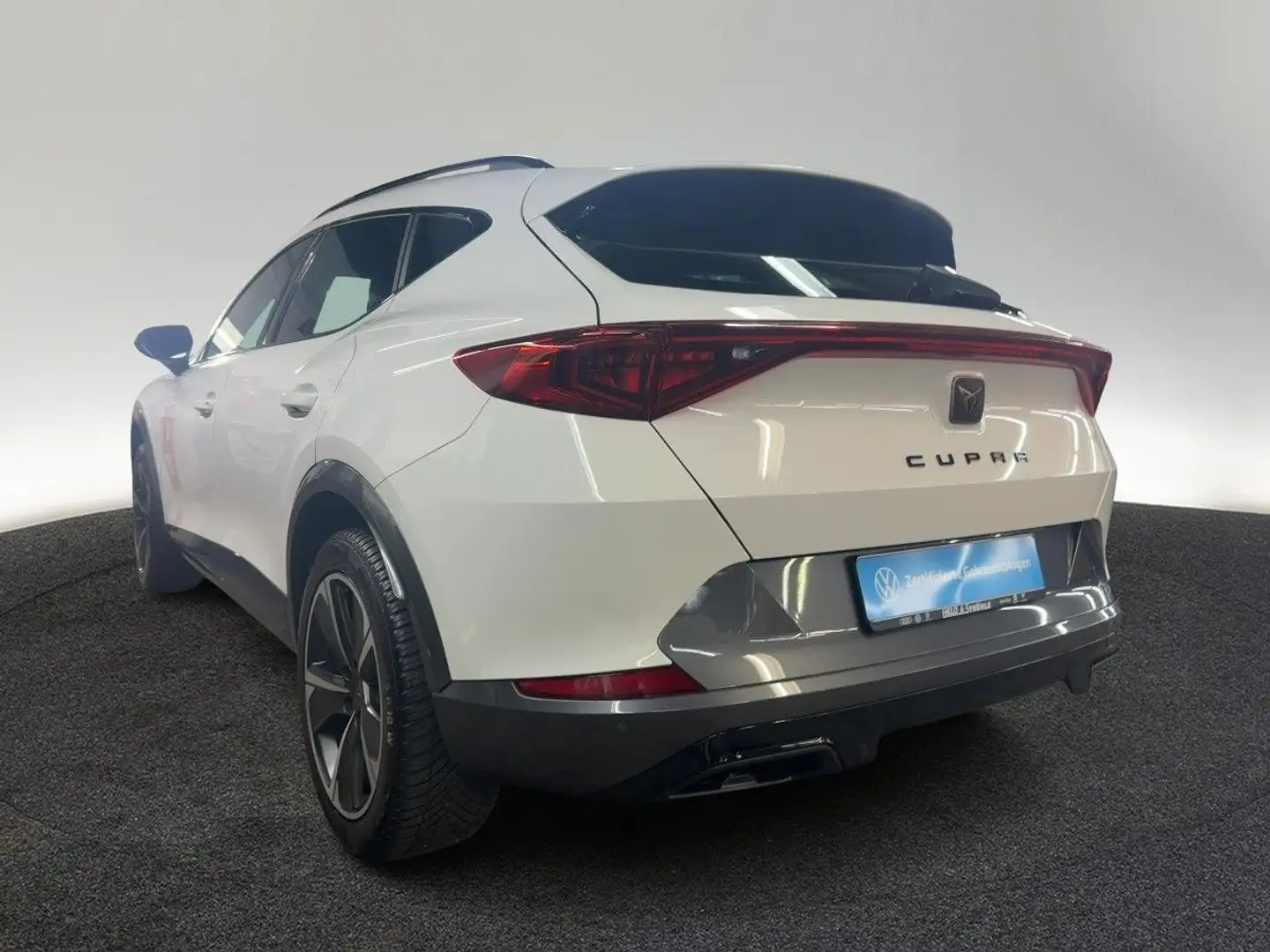 CUPRA Formentor 1.5 TSI 18 ACC AHK LED NAVI PDC SHZ Blanc - 2