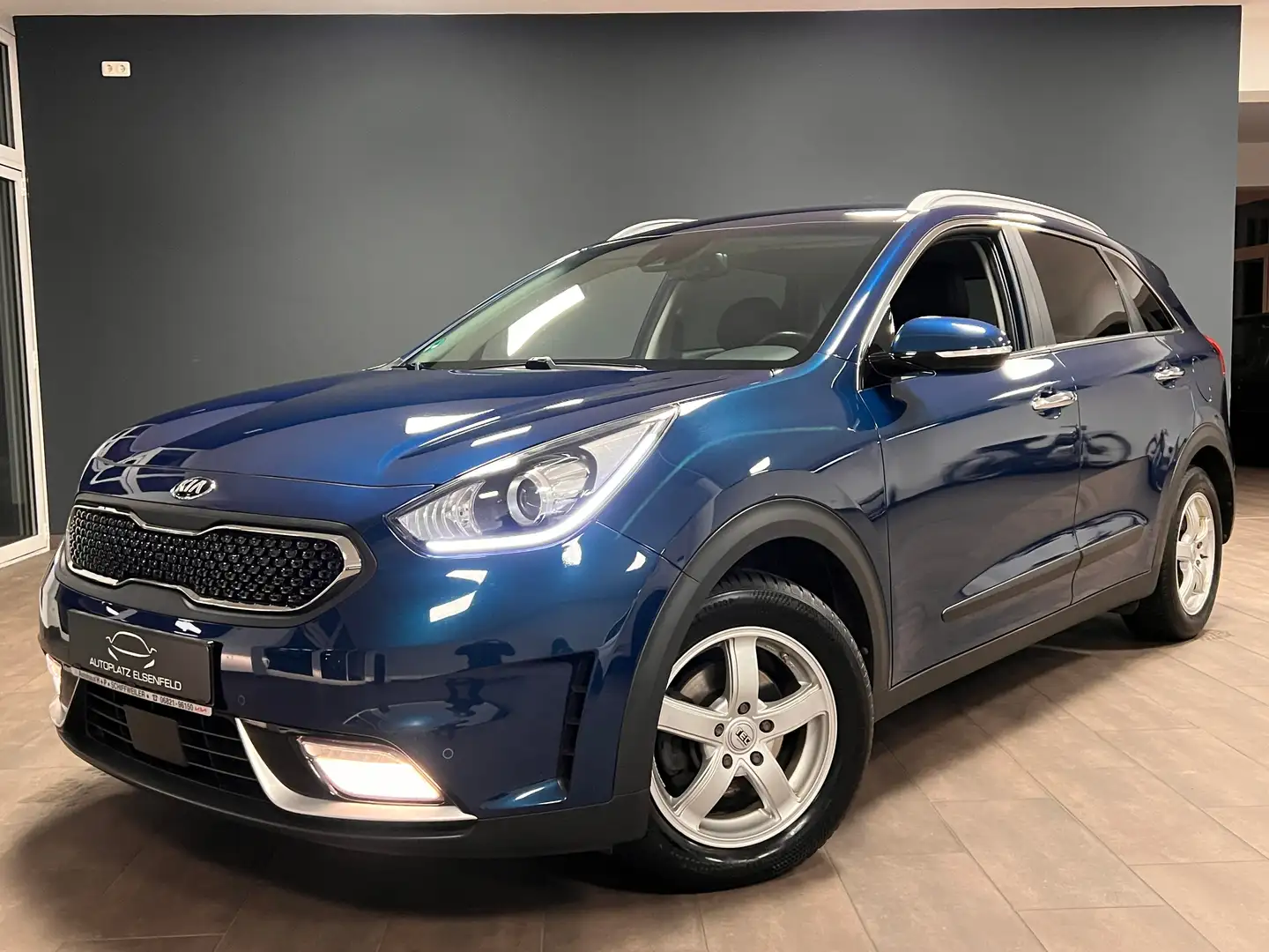 Kia Niro 1.6 GDi Spirit /4xSHZ/LEDER/KEYLESS/MEMORY/ACC Blau - 1