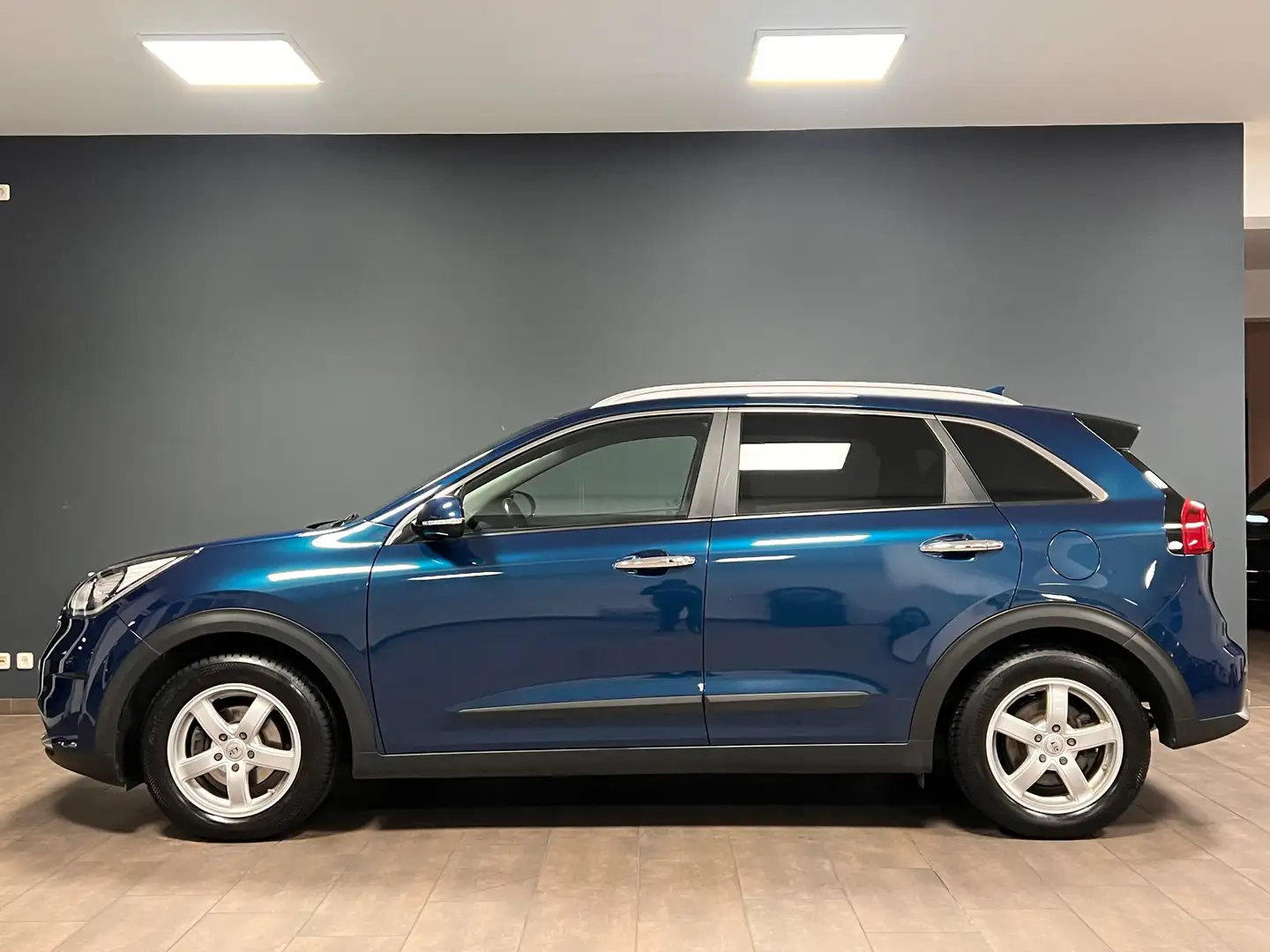 Kia Niro 1.6 GDi Spirit /4xSHZ/LEDER/KEYLESS/MEMORY/ACC Blau - 2