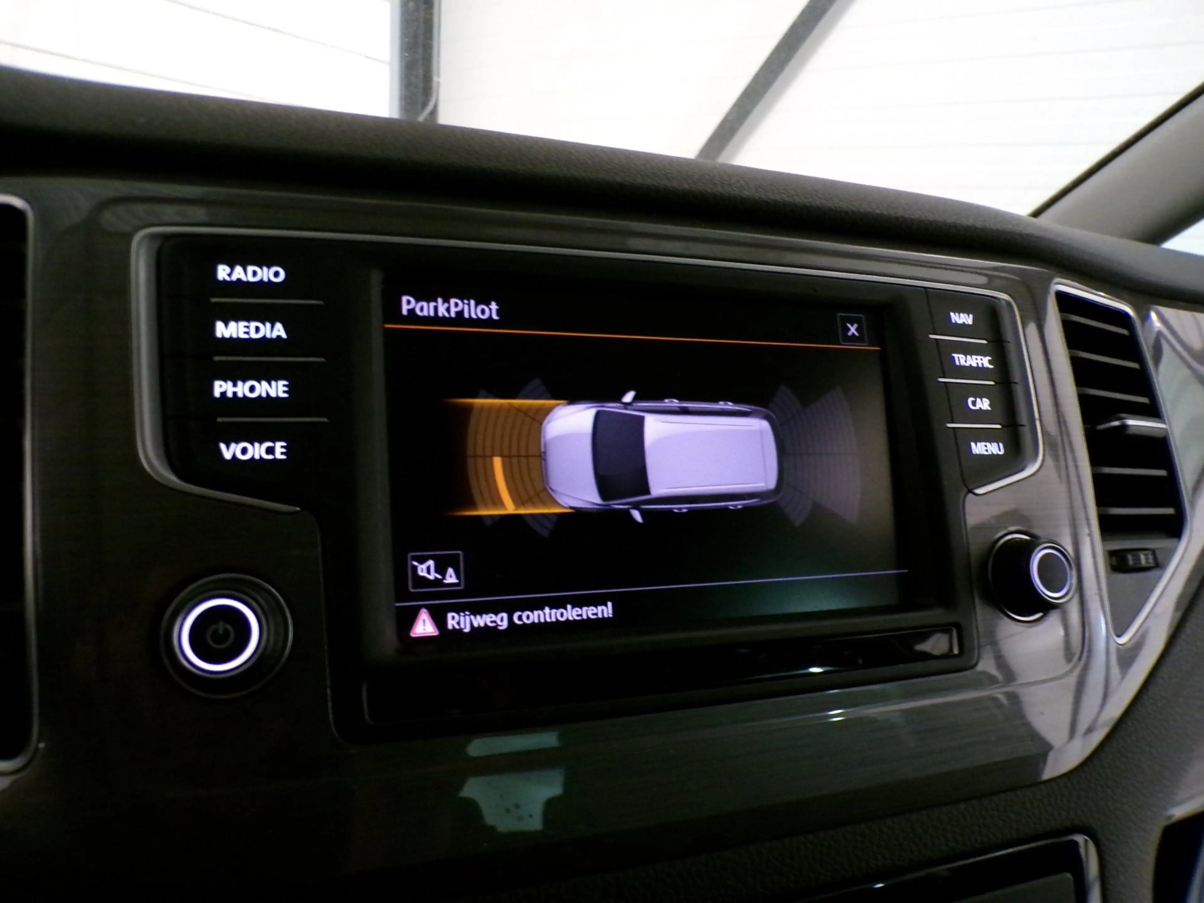 Volkswagen Golf Sportsvan 1.2 TSI 140PK Highline Allstar Stoelverwarming App — photo 15