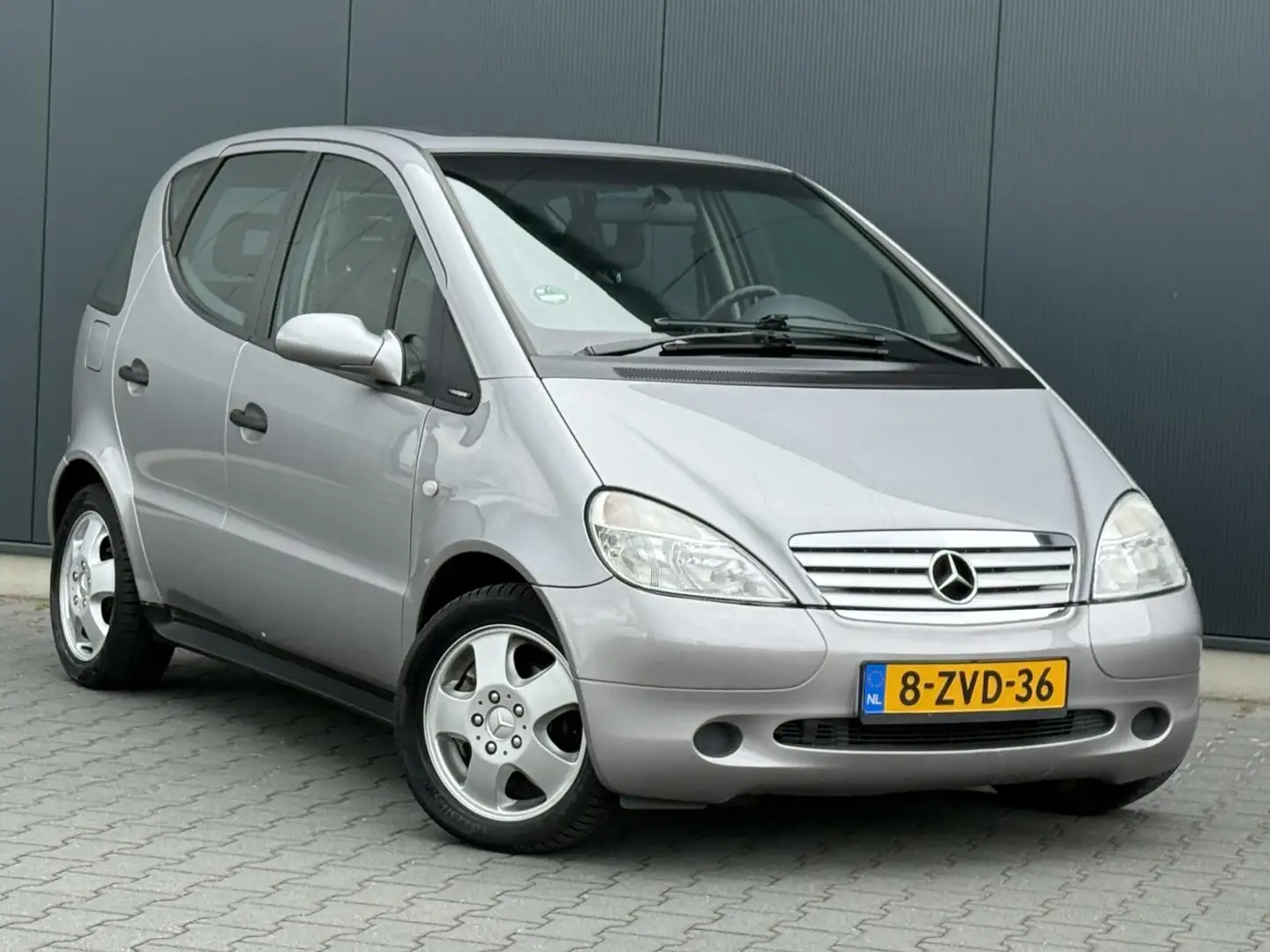 Mercedes-Benz A 160 Avantgarde Open Dak - Leder - Automaat - Airco - T Gri - 2