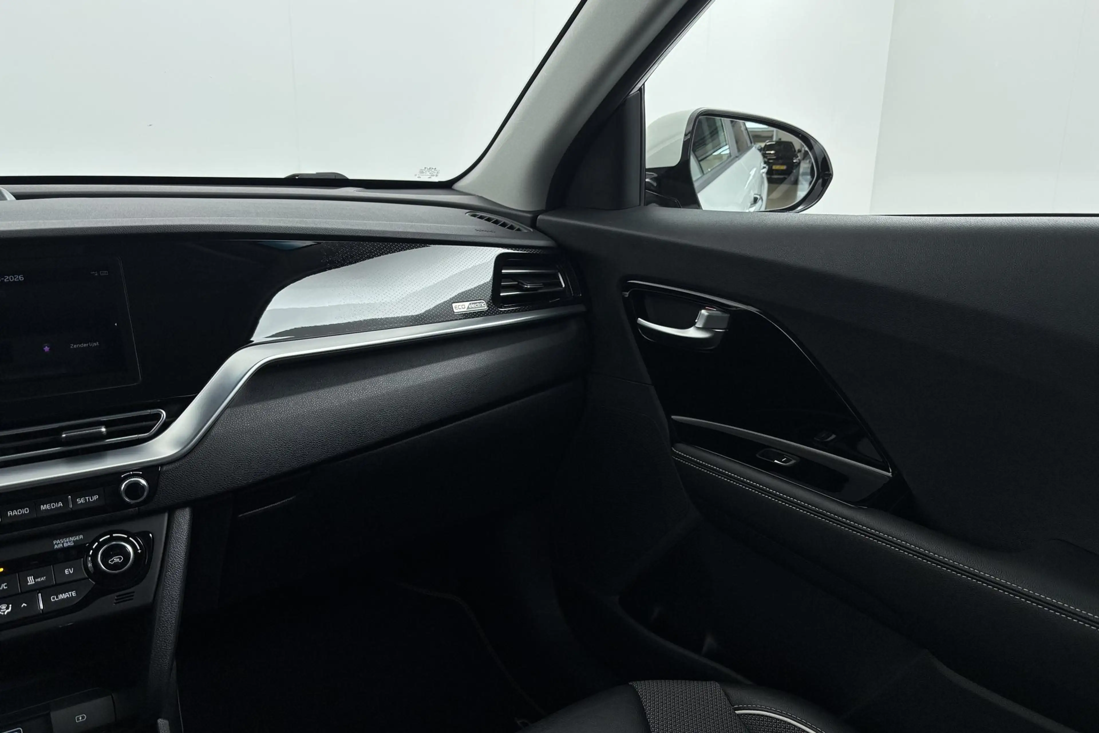 Kia e-Niro Edition 64 kWh Volledig elektrisch rijden met alle — photo 38