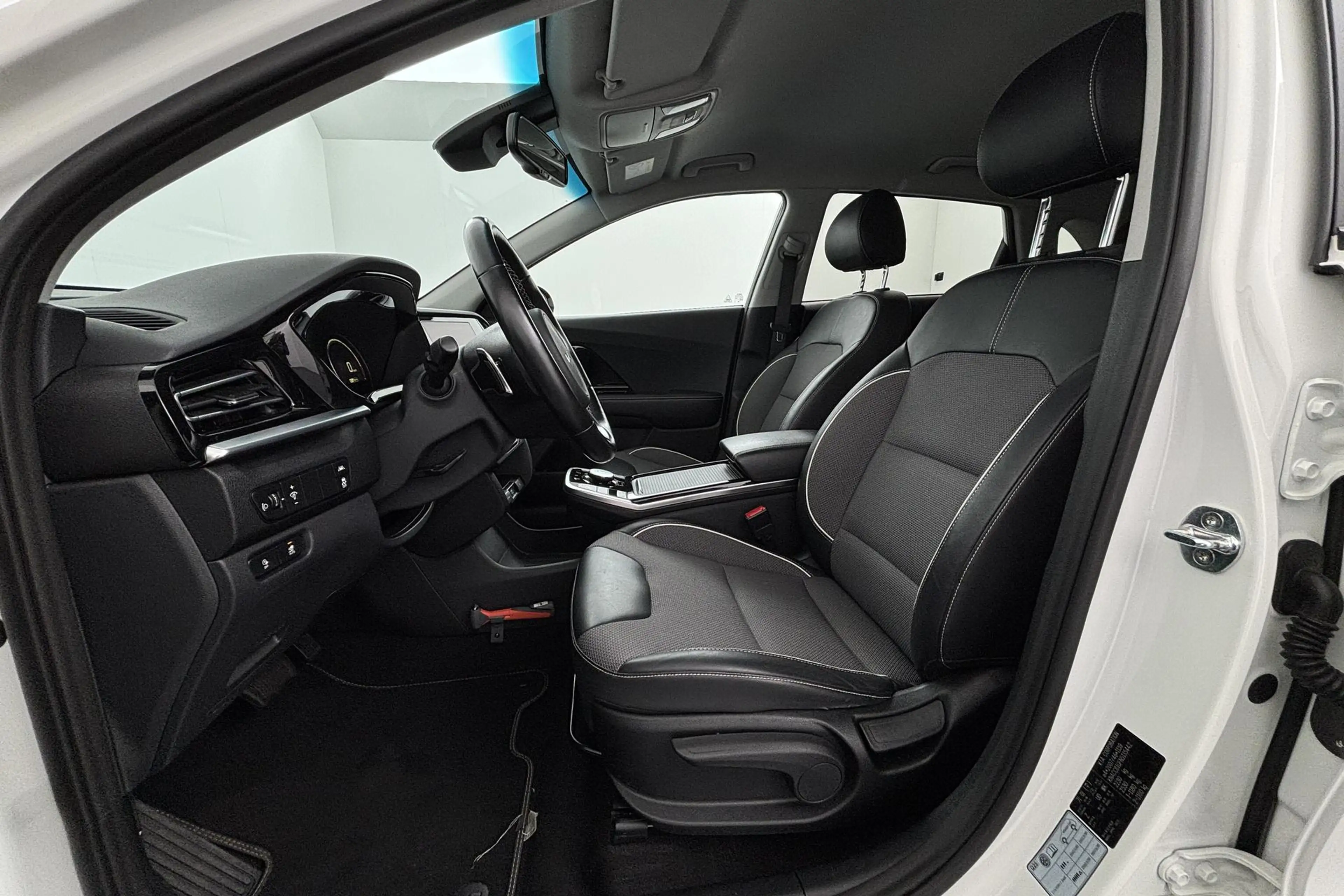 Kia e-Niro Edition 64 kWh Volledig elektrisch rijden met alle — photo 14
