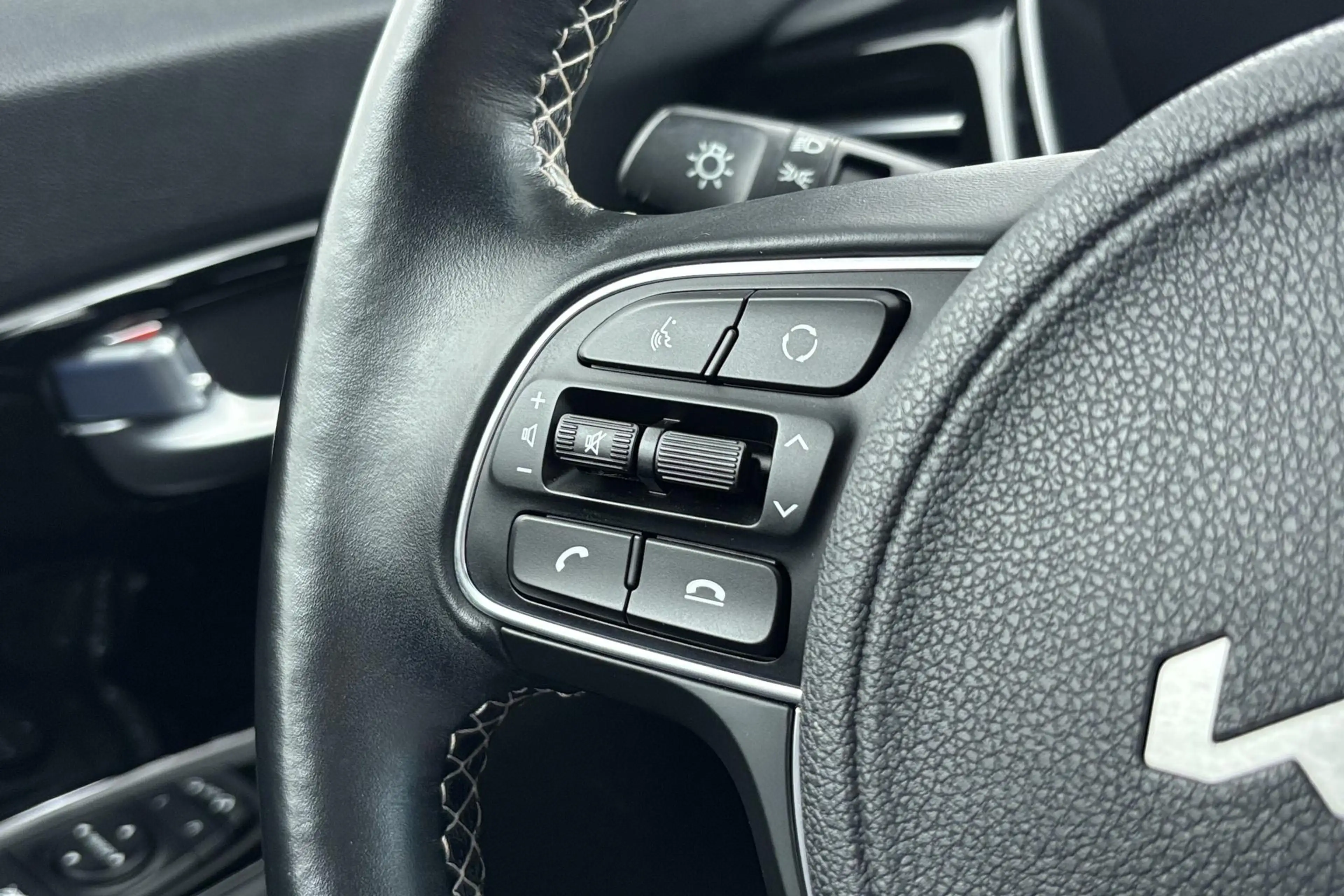 Kia e-Niro Edition 64 kWh Volledig elektrisch rijden met alle — photo 27