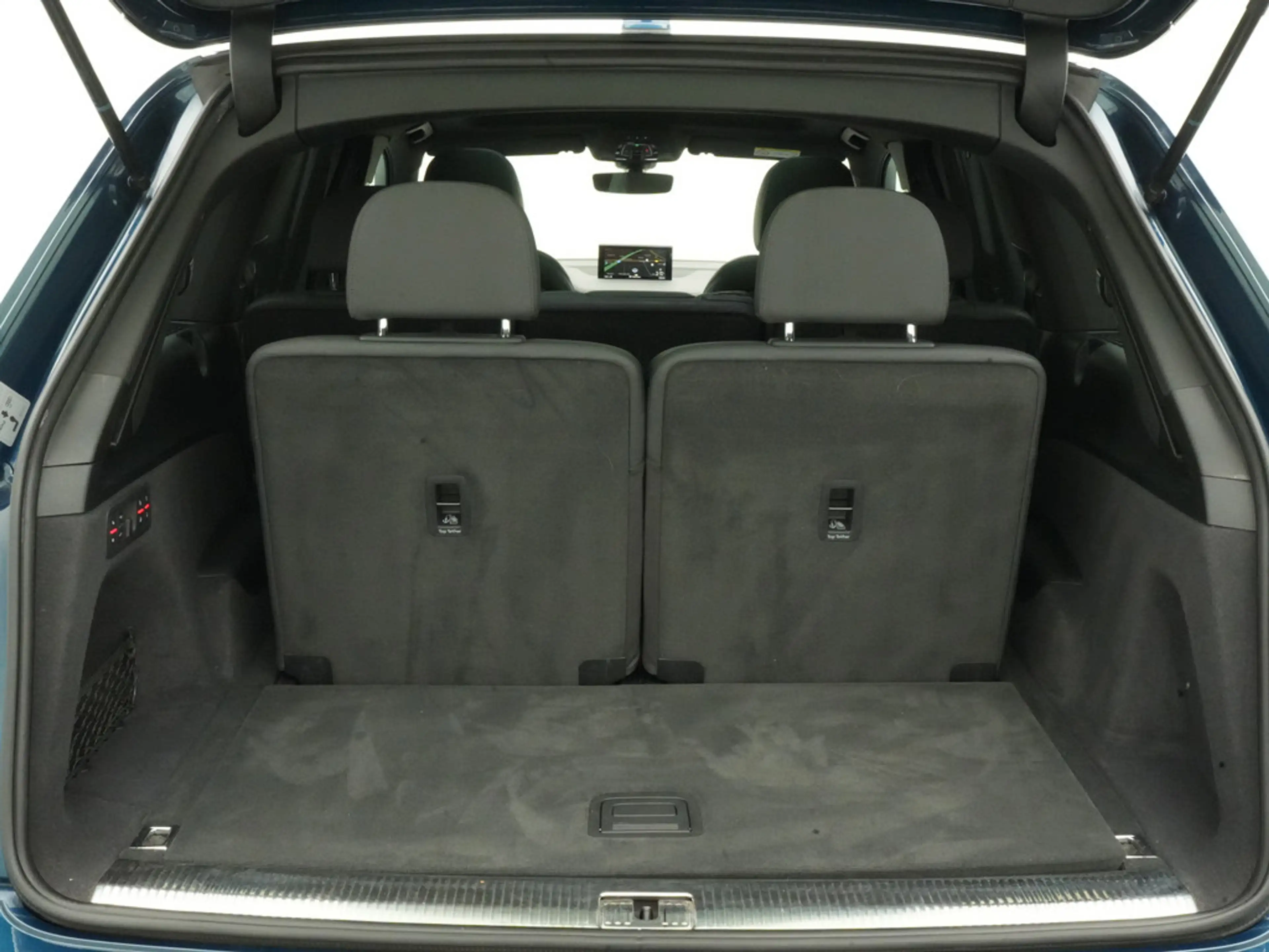 Audi Q7 45 quattro ACC PANO NAVI AHK LUFT KAM LED — photo 12