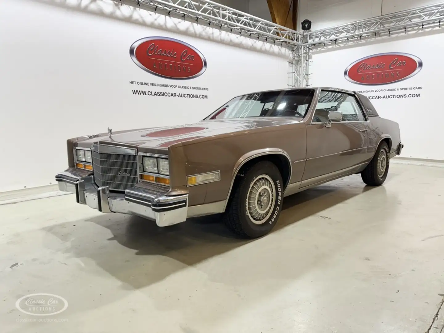 Cadillac Eldorado - ONLINE AUCTION smeđa - 1