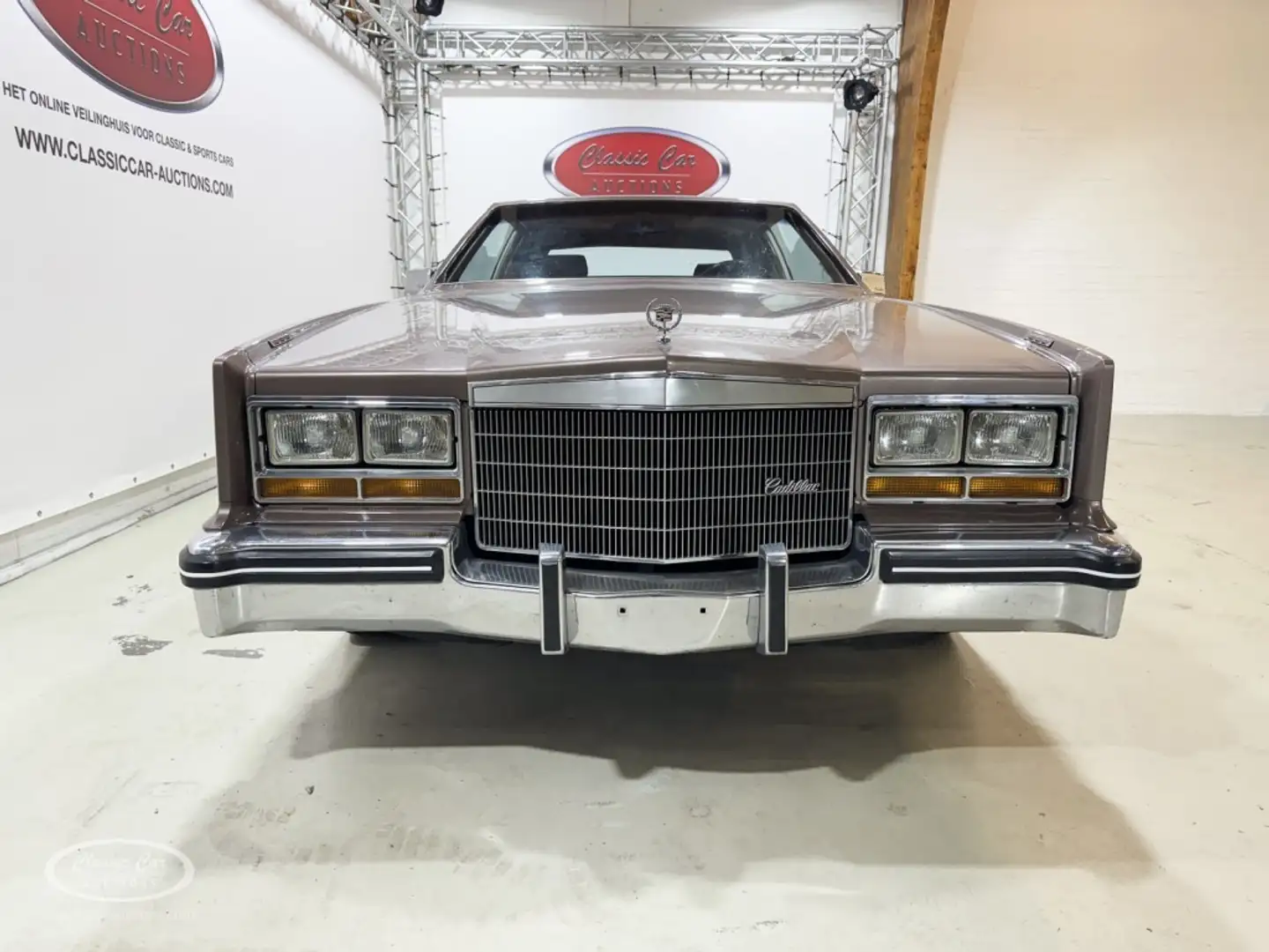 Cadillac Eldorado - ONLINE AUCTION smeđa - 2