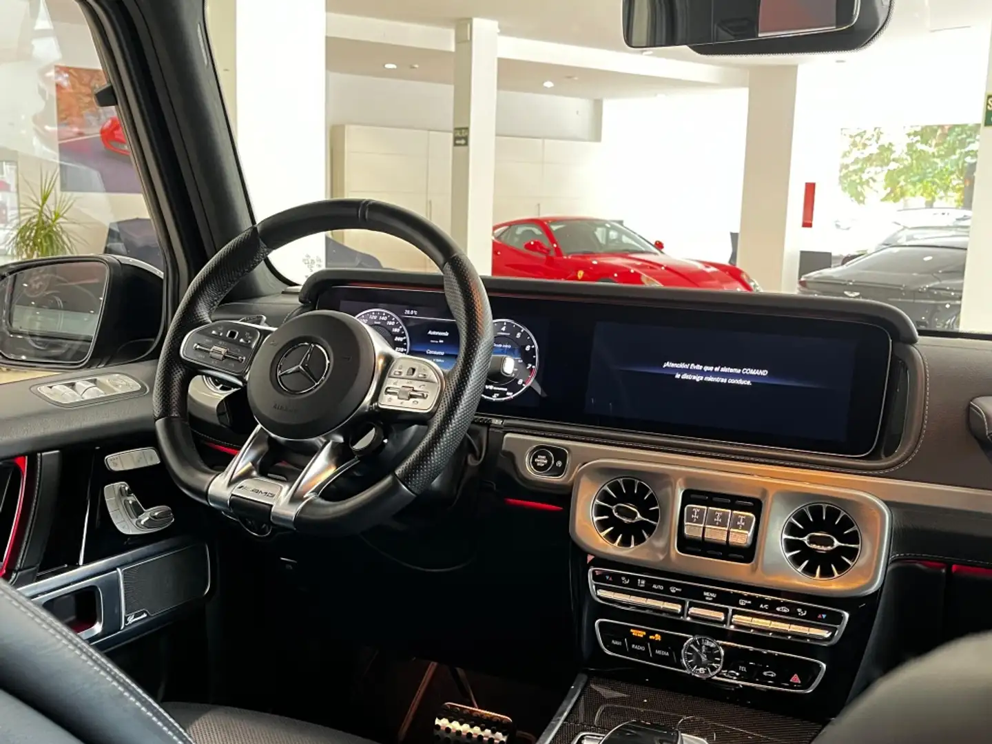 Mercedes-Benz G 63 AMG 4Matic 9G-Tronic Negro - 2