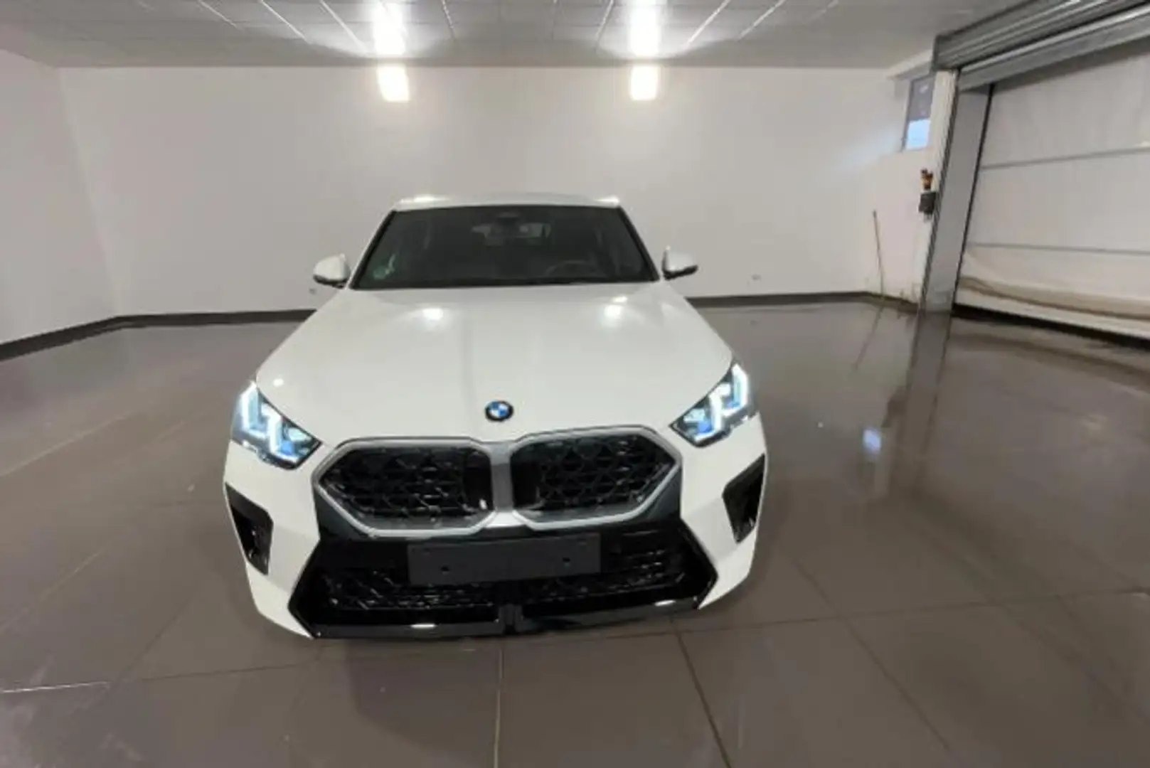 BMW X2 sdrive 18d MSport auto #VARI COLORI Blanc - 2