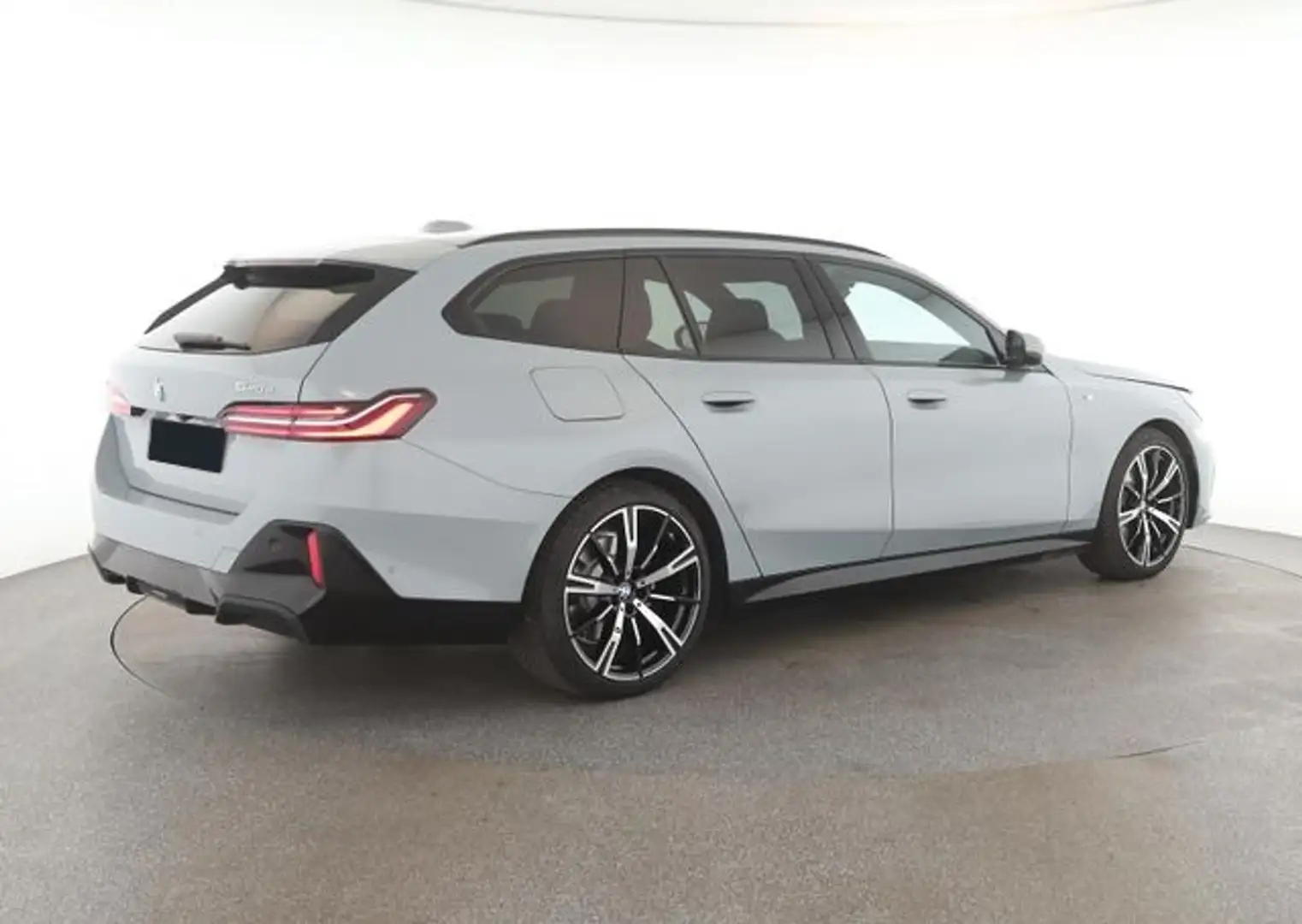 BMW 520 520d 48V sDrive Touring Msport Grigio - 2