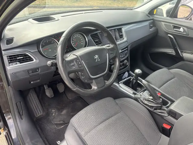 Peugeot 508 view 11