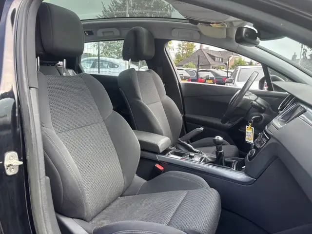 Peugeot 508 view 9