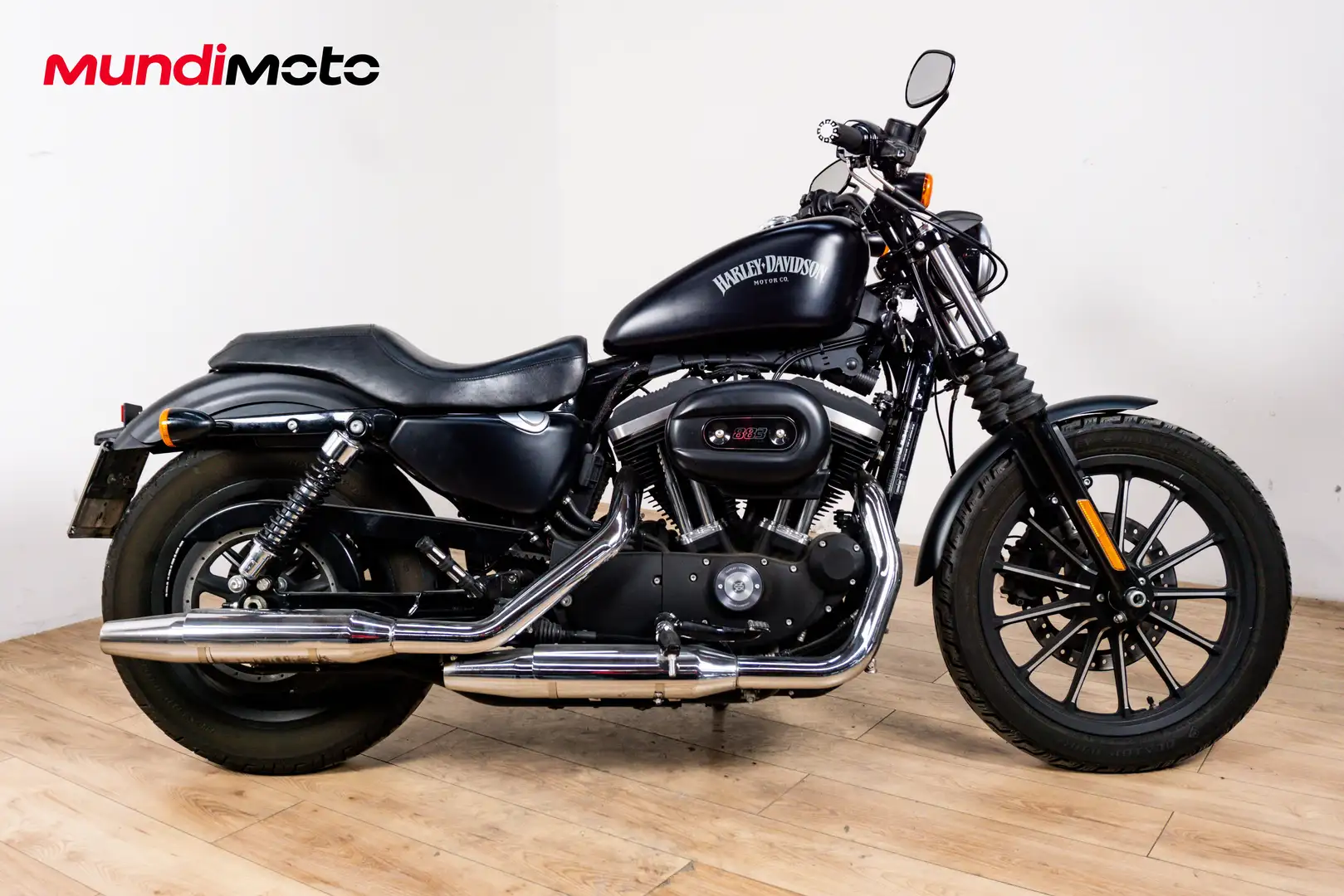 Harley-Davidson Sportster 883 - 1