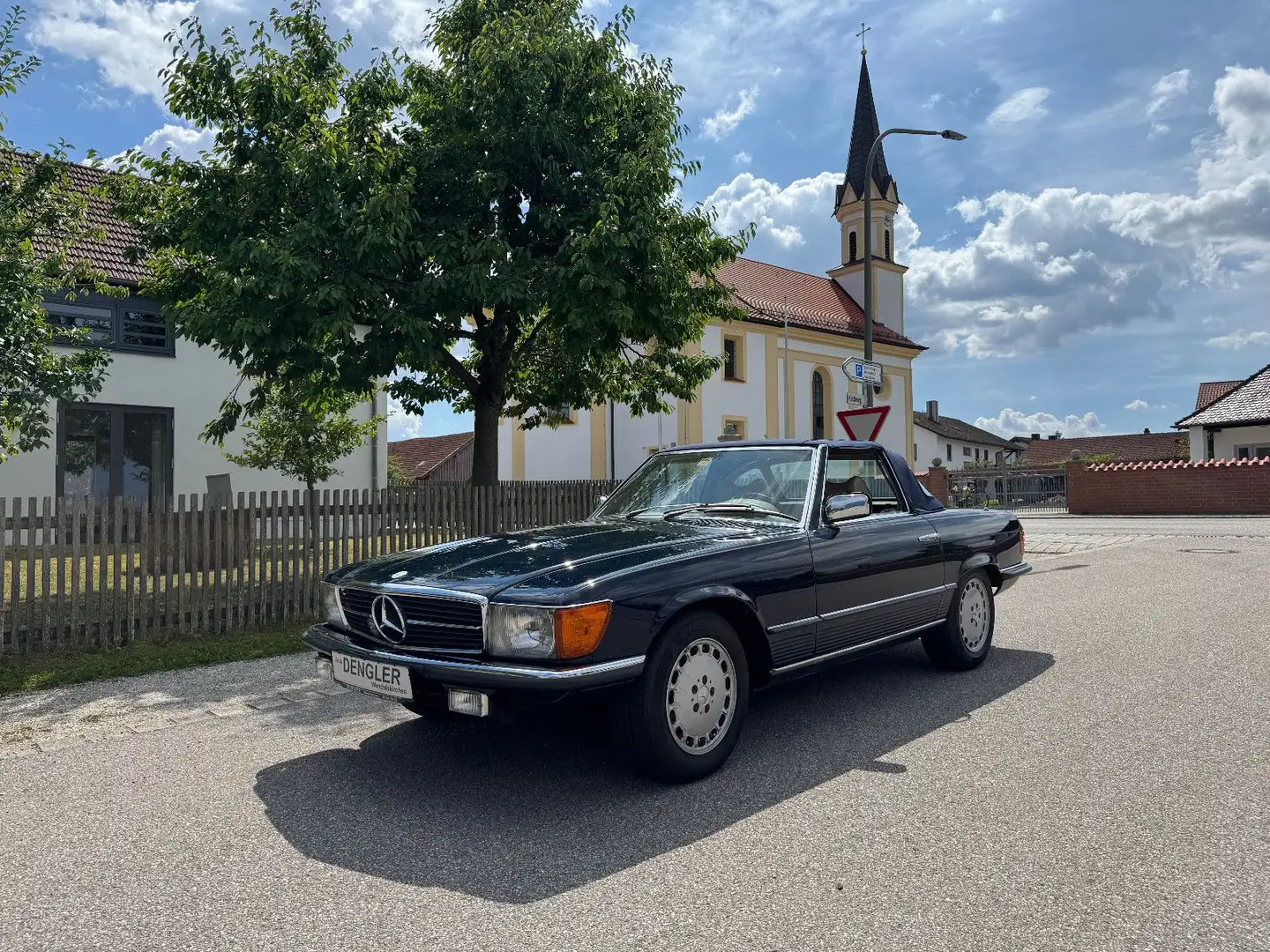 Mercedes-Benz SL 280 R 107,deutsches Auto,dkl-blau/Leder creme Blau - 1