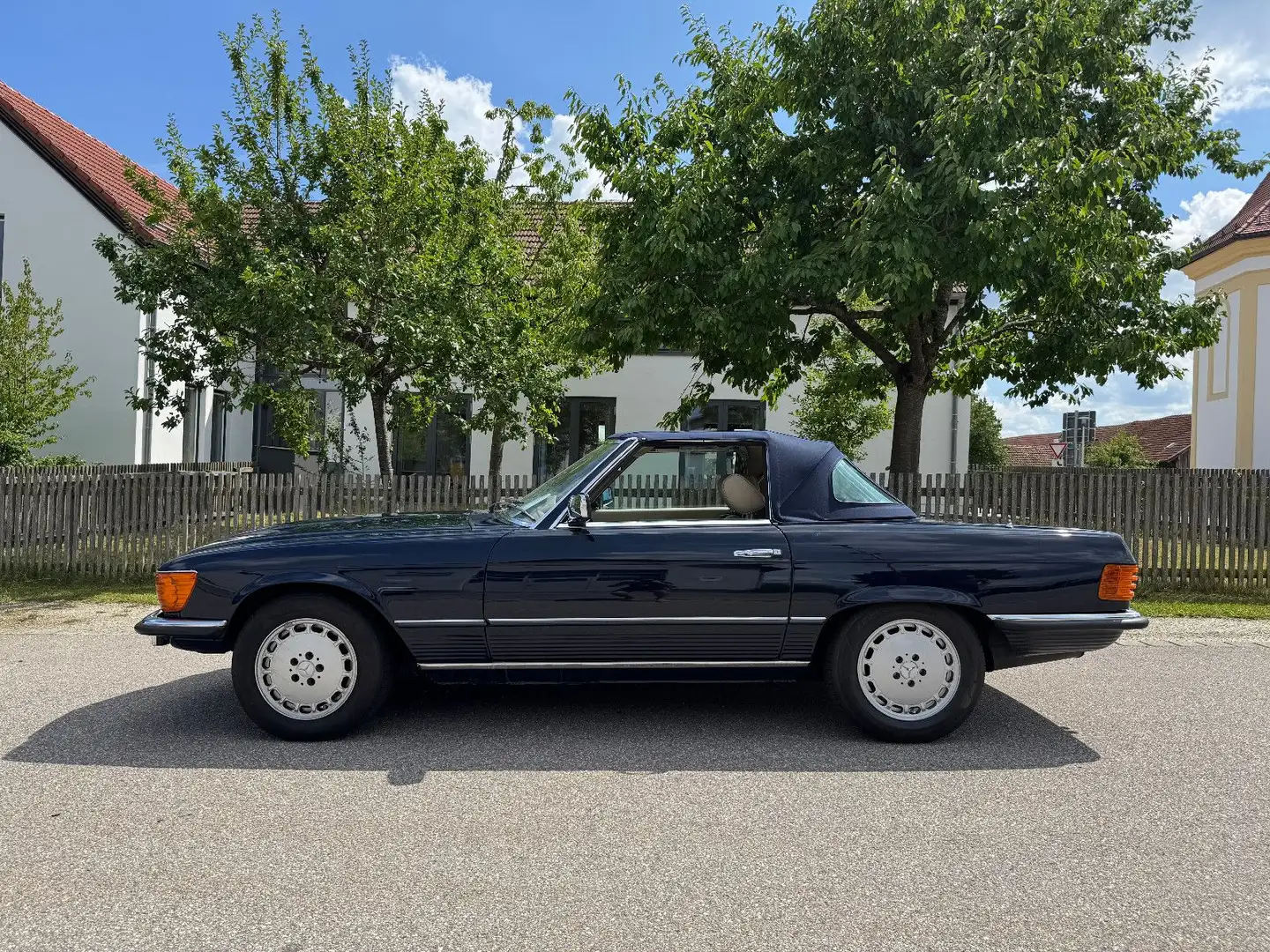 Mercedes-Benz SL 280 R 107,deutsches Auto,dkl-blau/Leder creme Blau - 2